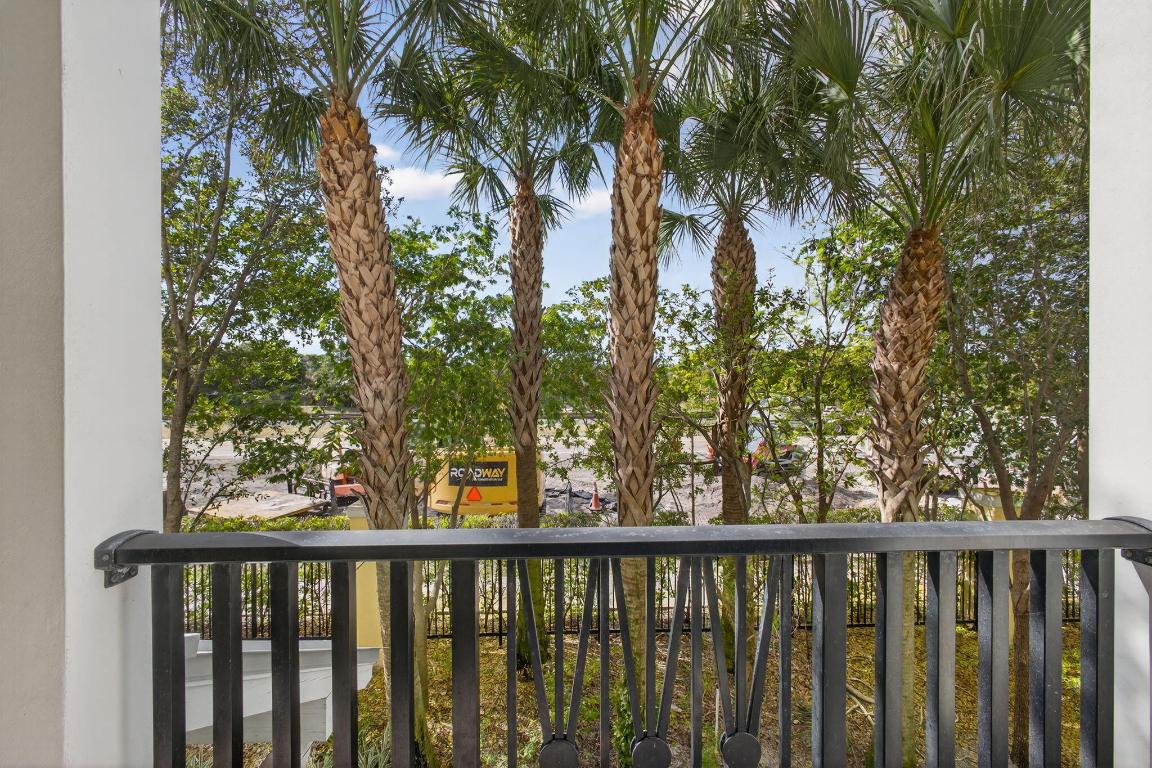 3130 W Latitude Circle 203