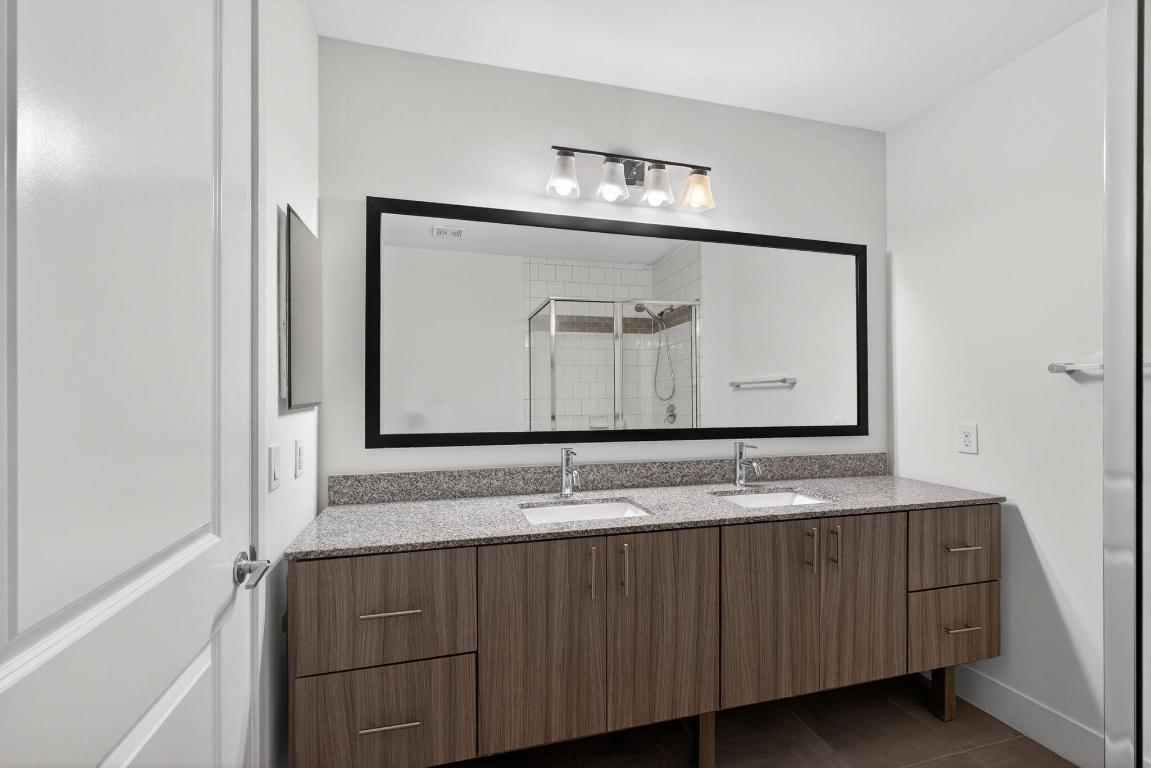 3130 W Latitude Circle 203