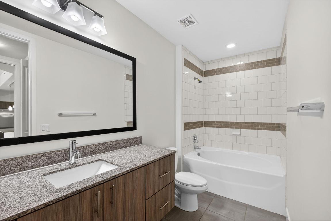 3130 W Latitude Circle 203