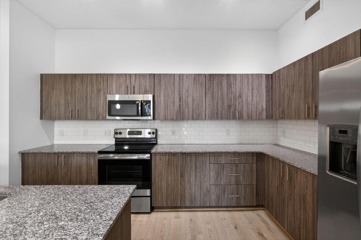 3130 W Latitude Circle 203