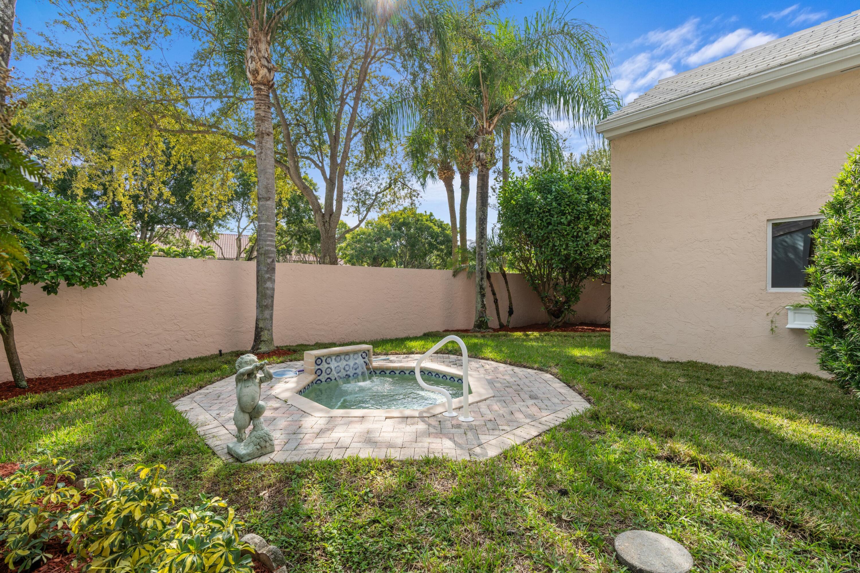 23 Blenheim Court