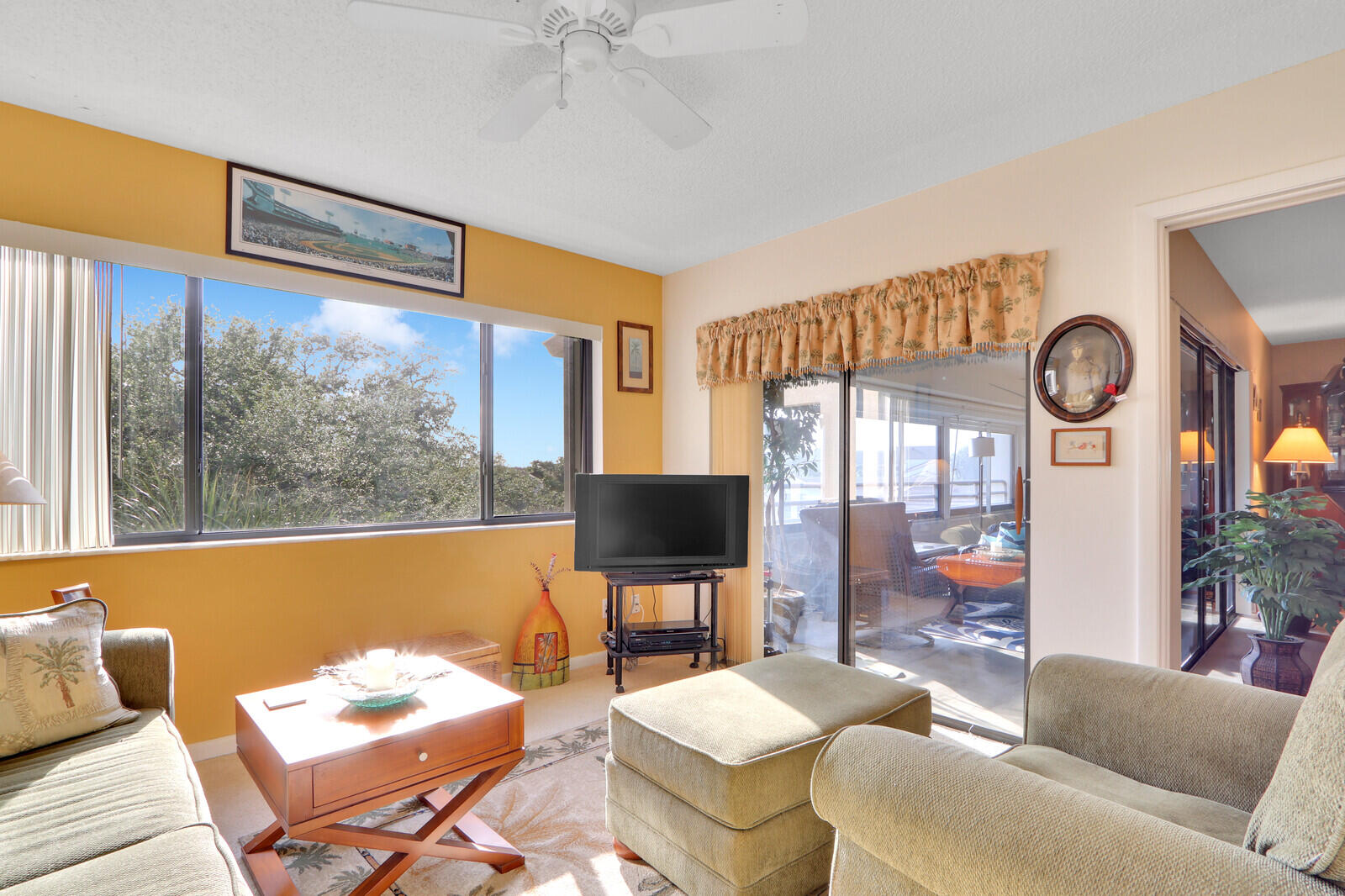 346 Oak Harbour Drive