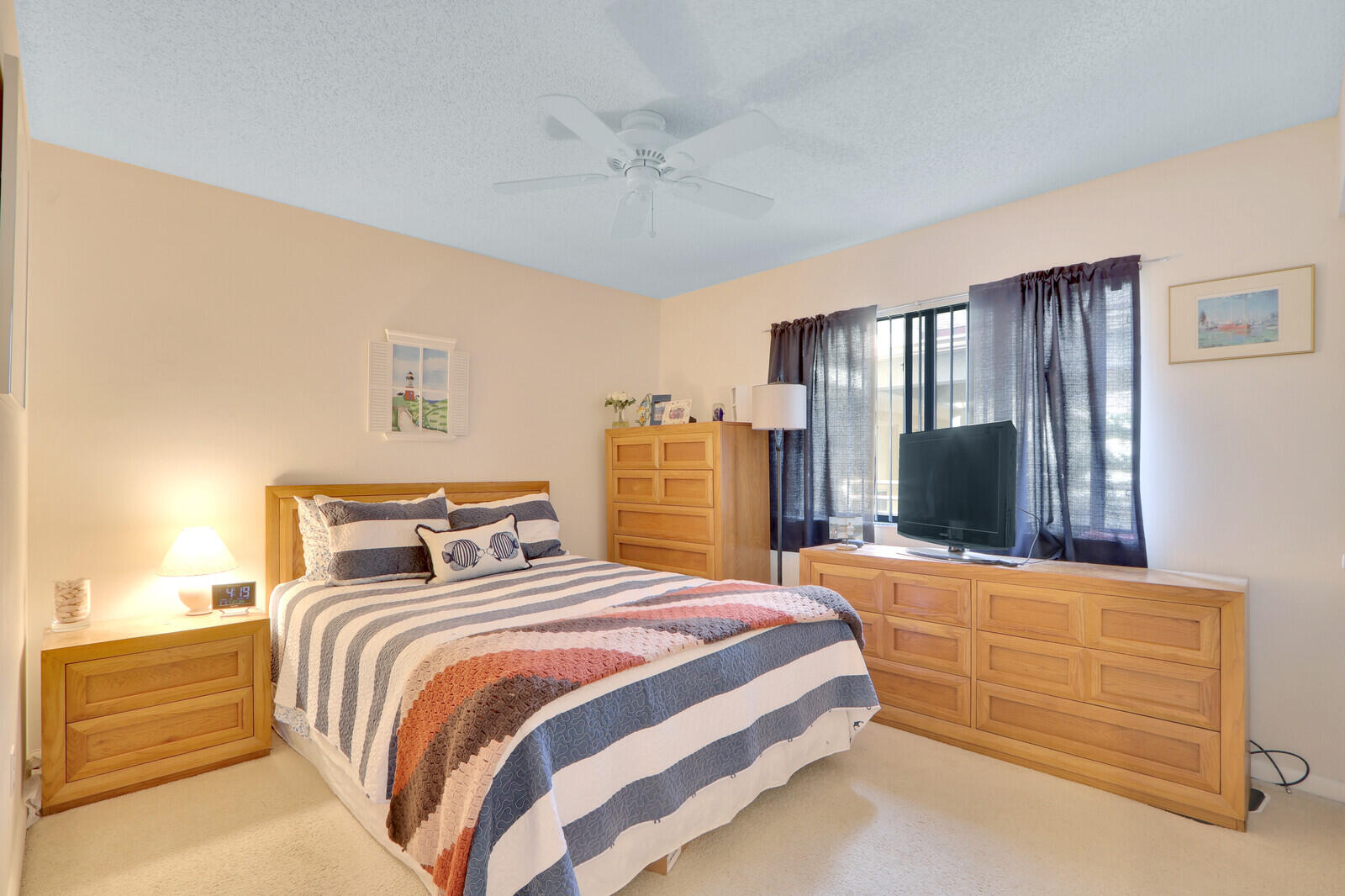 346 Oak Harbour Drive