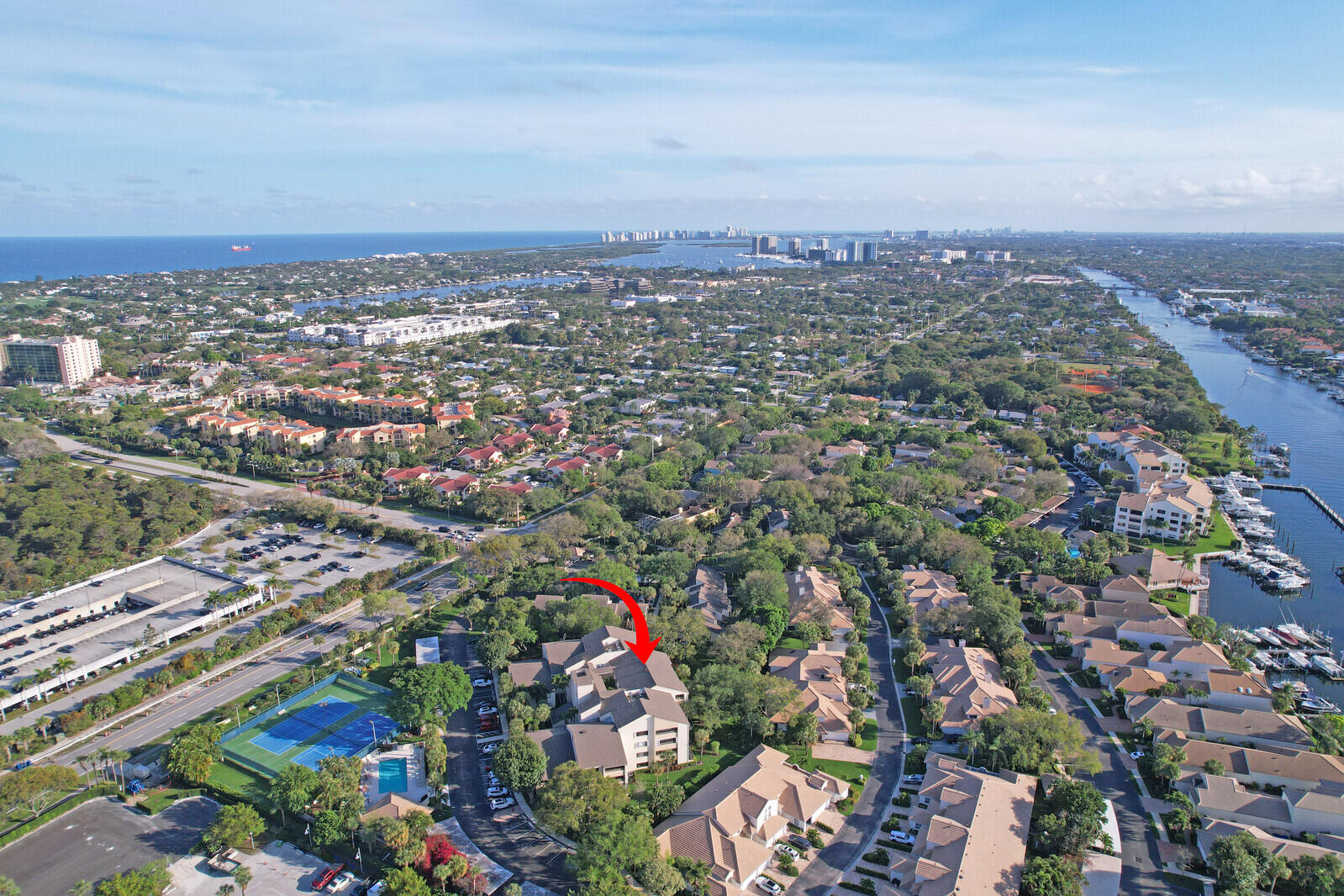 346 Oak Harbour Drive