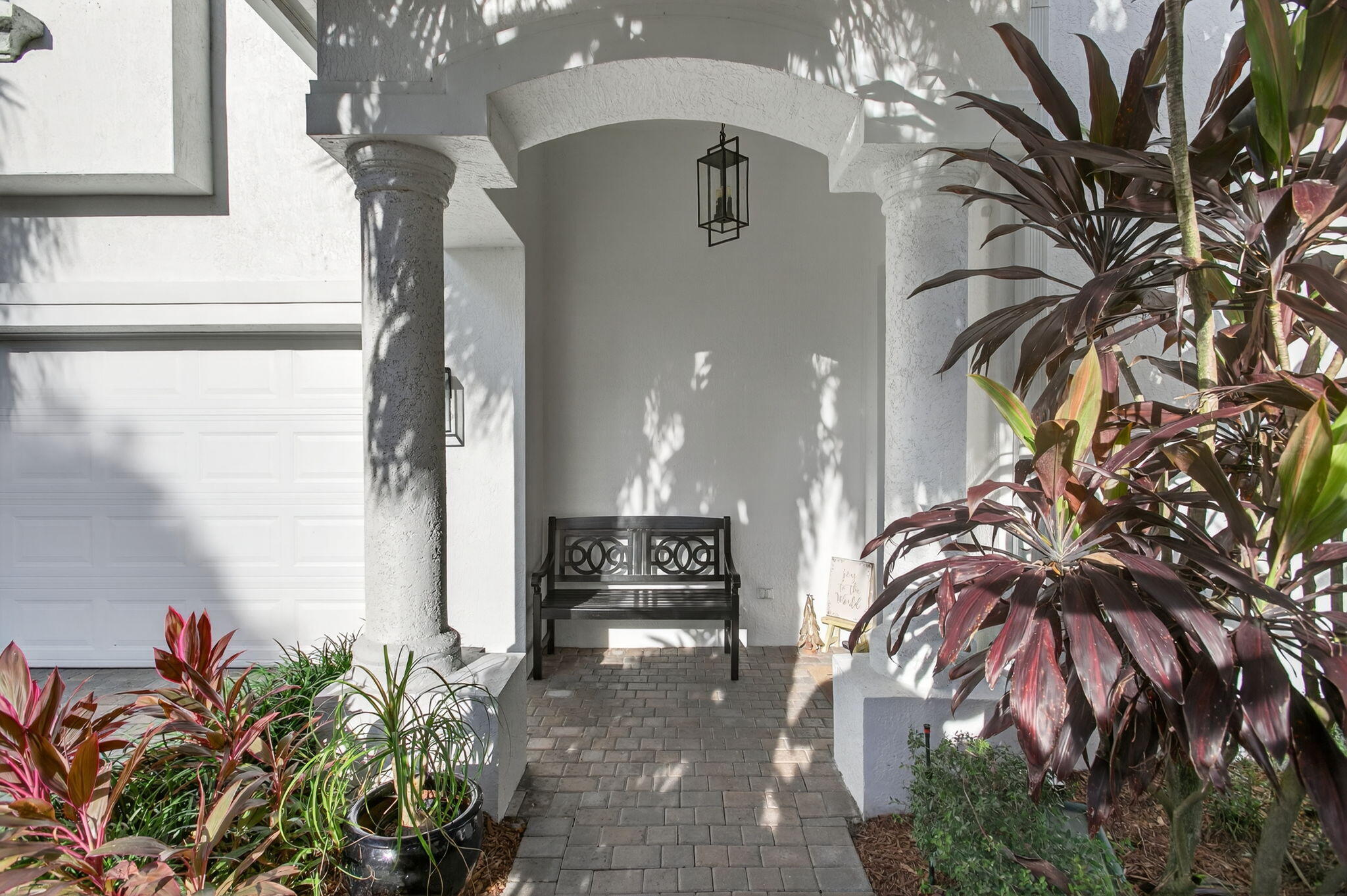 562 Tomahawk Court