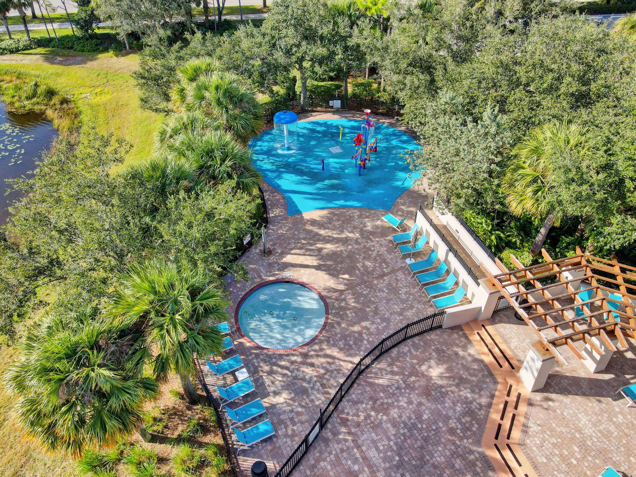 562 Tomahawk Court