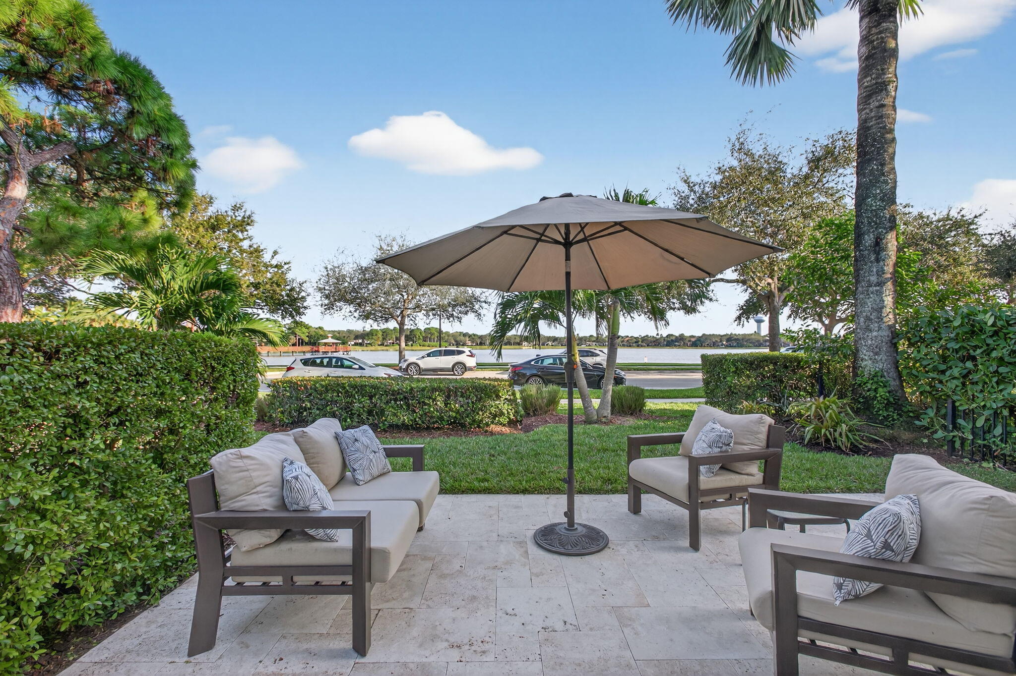 562 Tomahawk Court