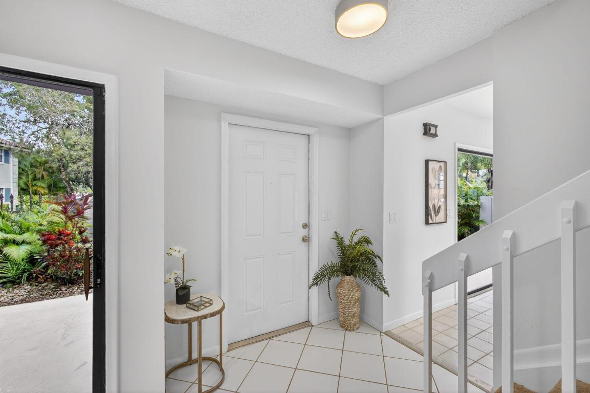 357 Prestwick Circle 2