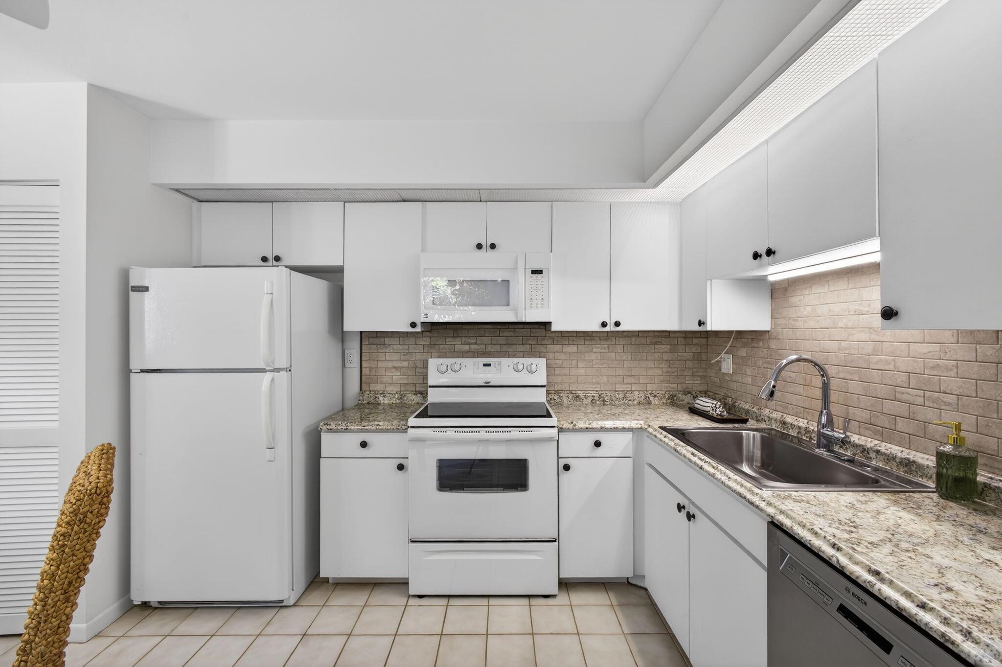 357 Prestwick Circle 2