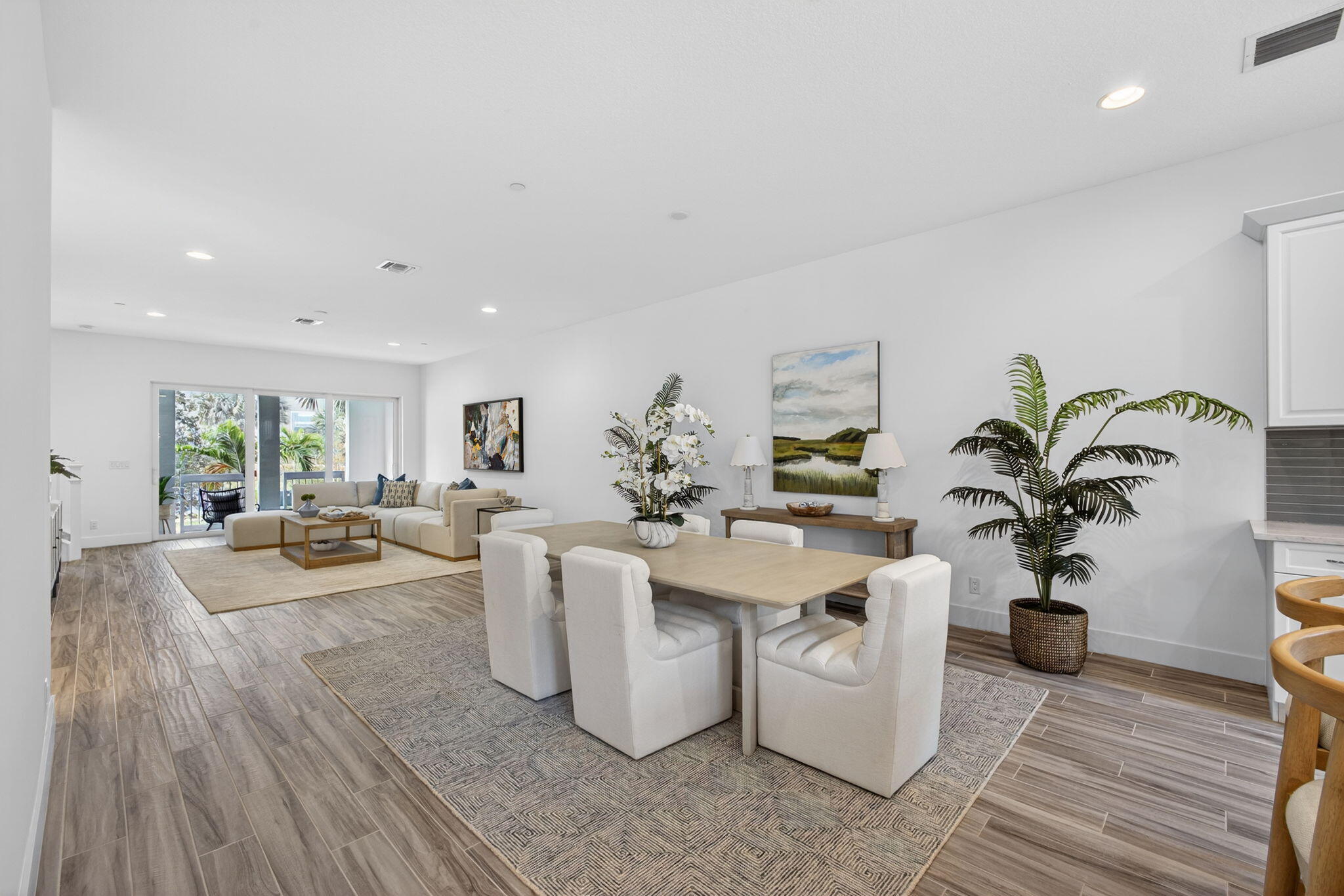 13392 Alton Road