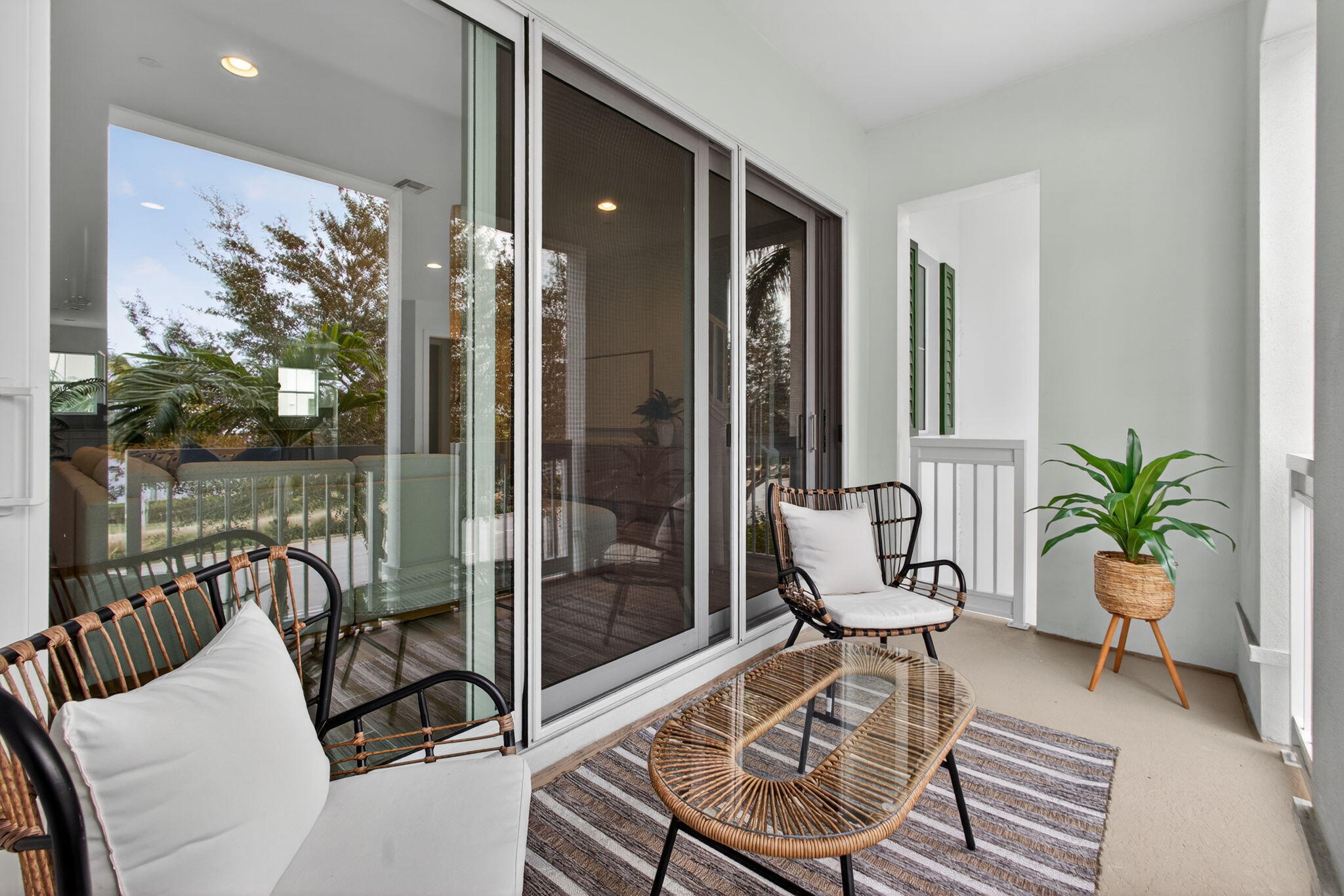 13392 Alton Road