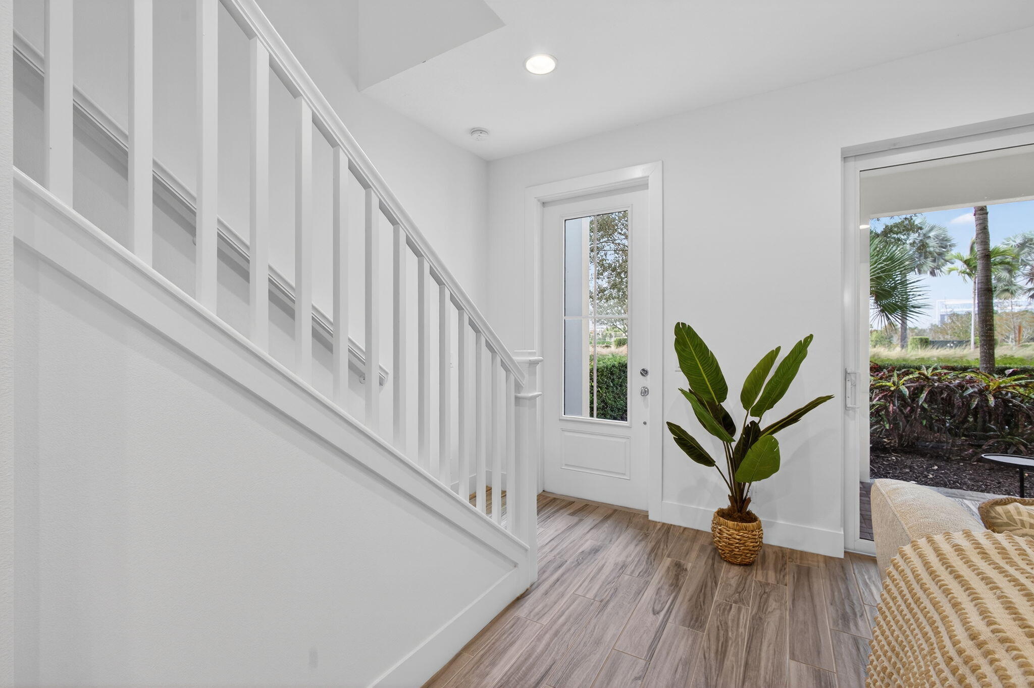 13392 Alton Road