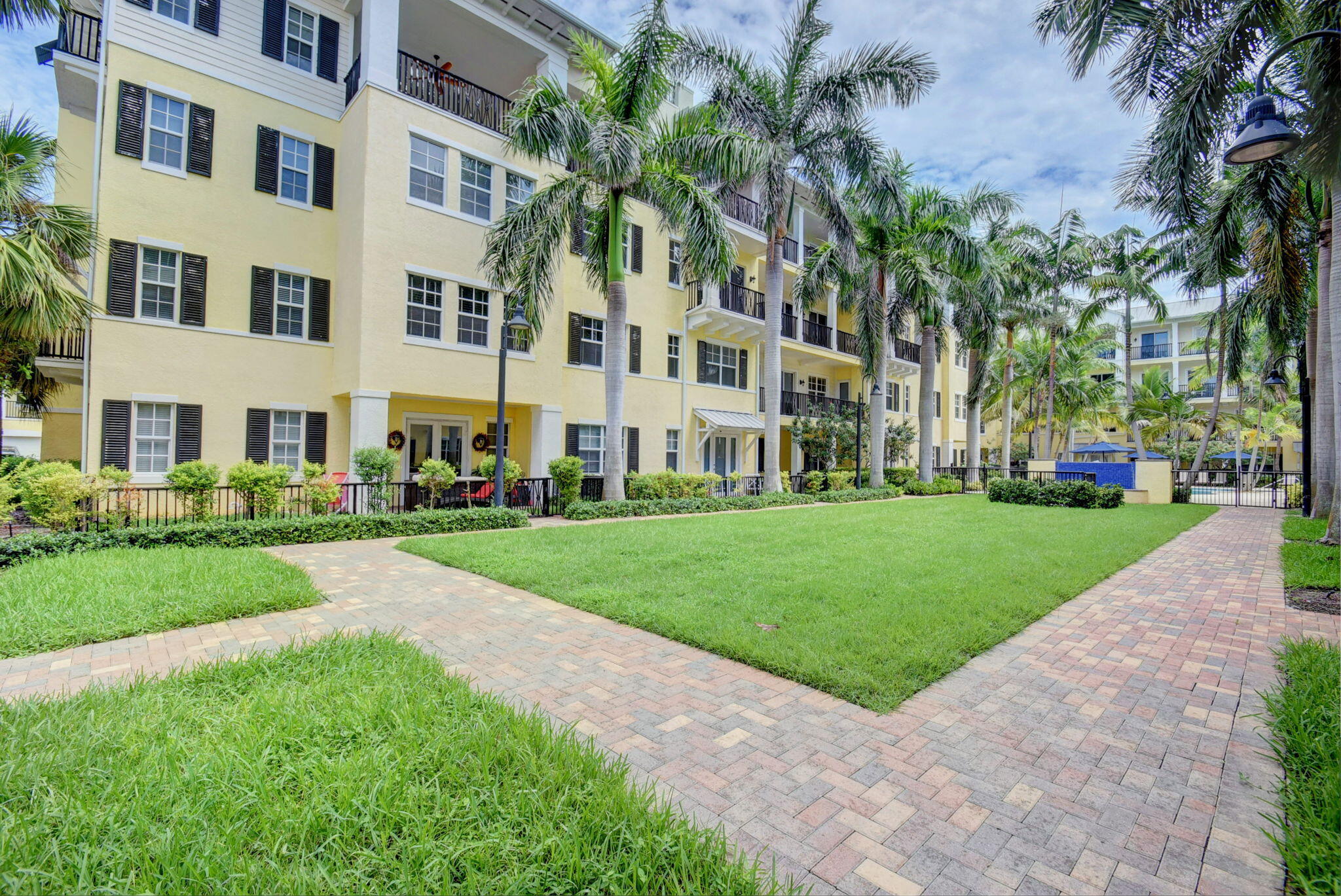 3130 W Latitude Circle 103