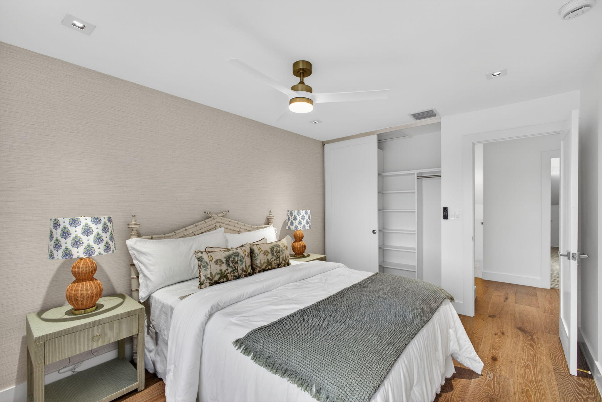 6550 N Ocean Boulevard 1