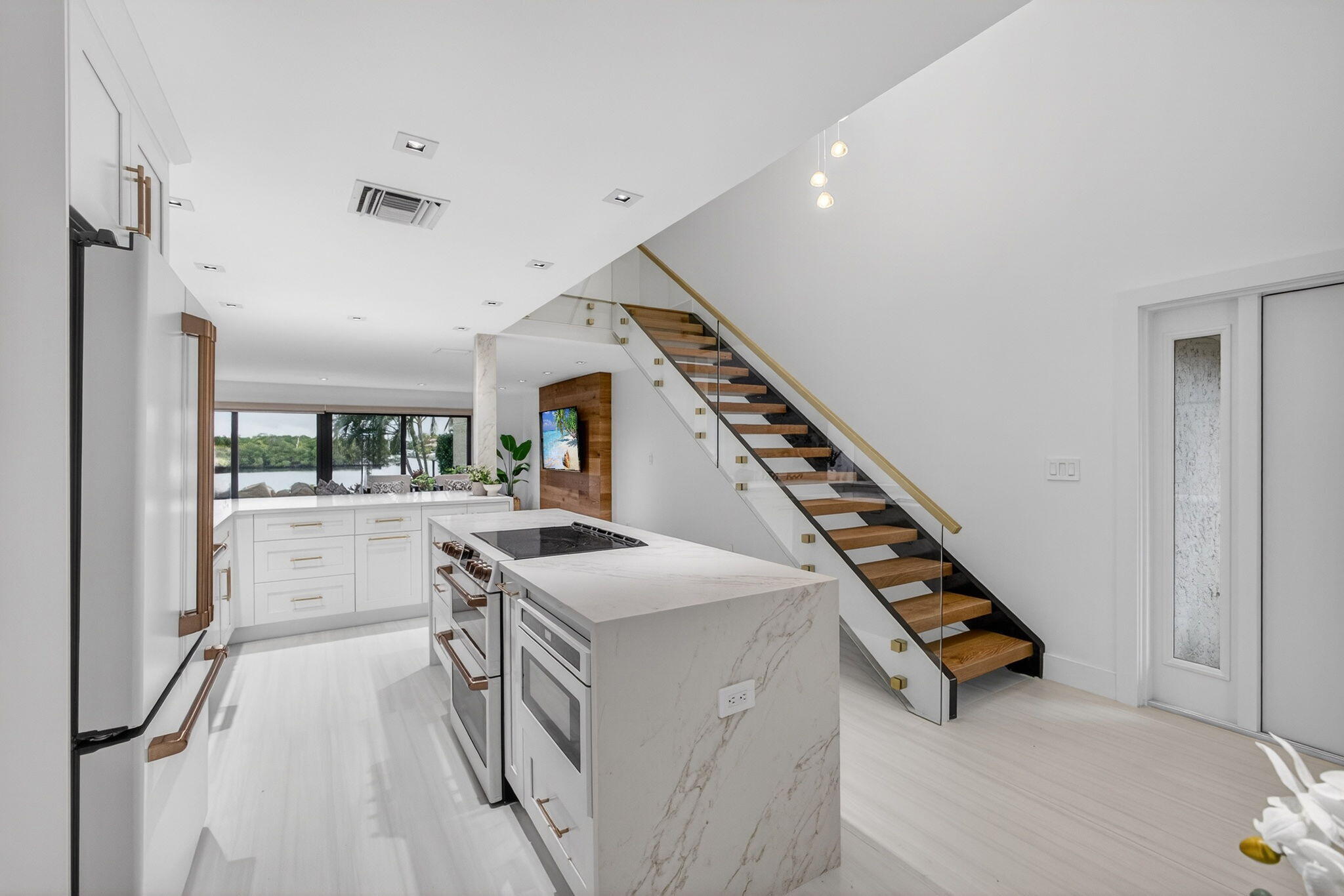 6550 N Ocean Boulevard 1