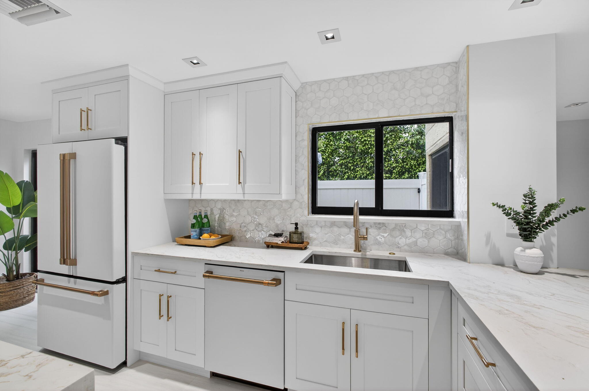 6550 N Ocean Boulevard 1