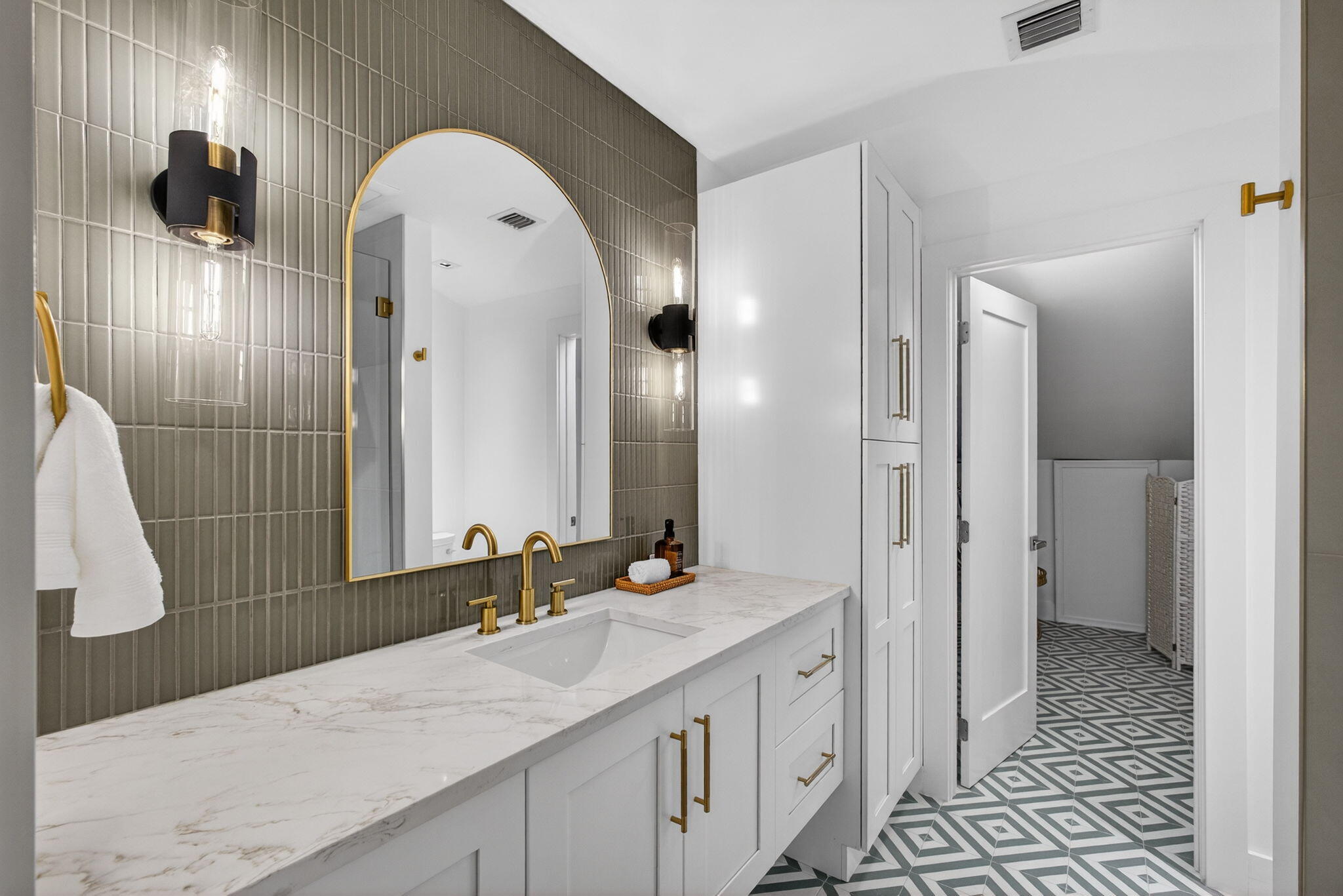 6550 N Ocean Boulevard 1