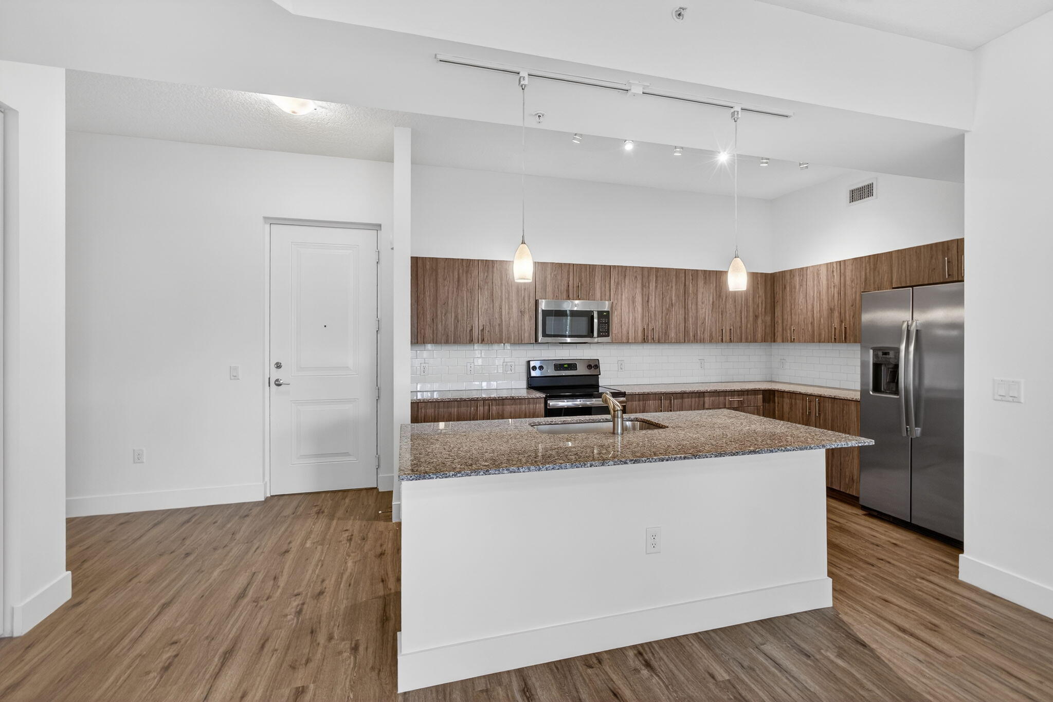 225 S Latitude Circle 203