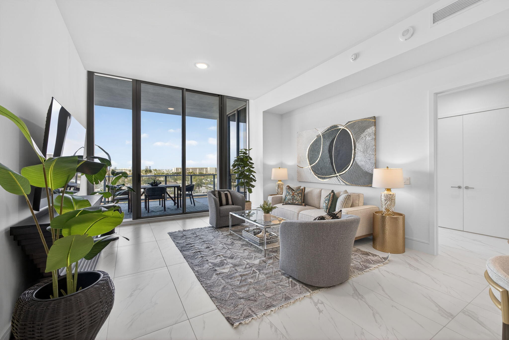 220 Lake Shore Drive 609, Lake Park Unit: 609