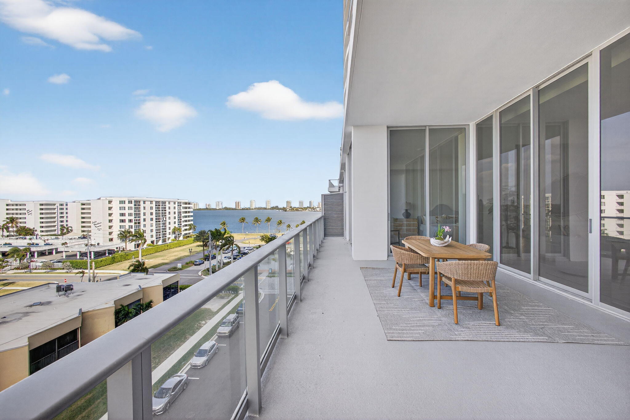 220 Lake Shore Drive 609, Lake Park Unit: 609