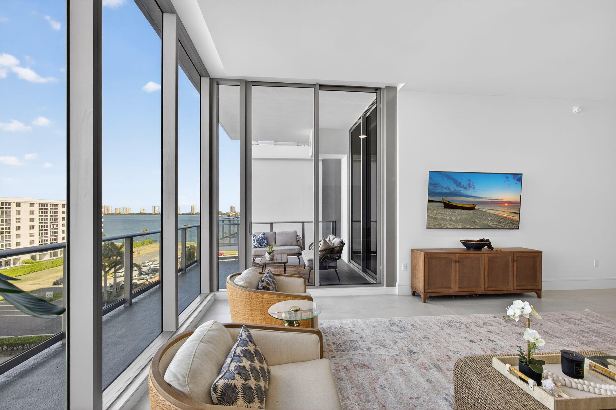 220 Lake Shore Drive 605, Lake Park Unit: 605