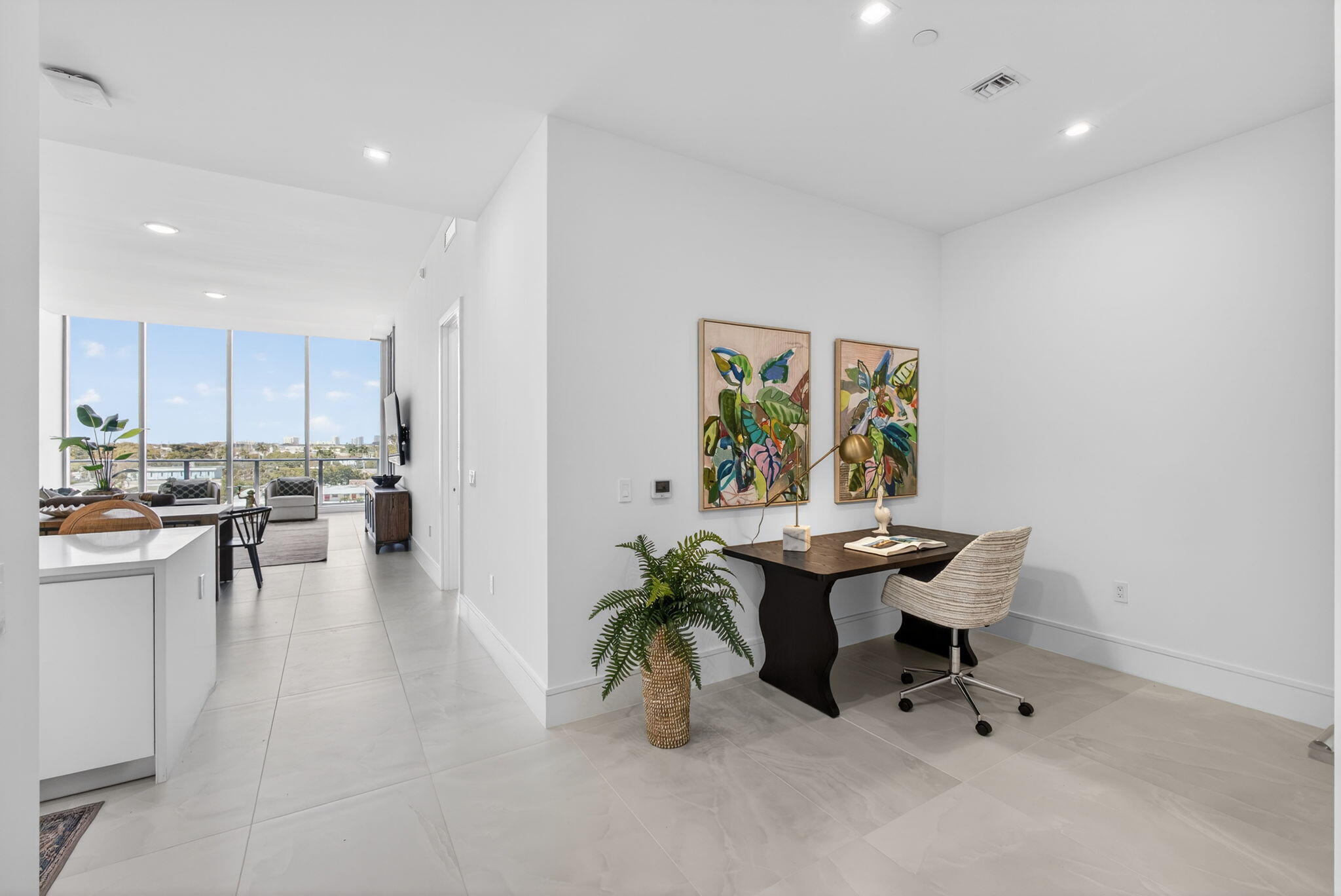 220 Lake Shore Drive 605, Lake Park Unit: 605