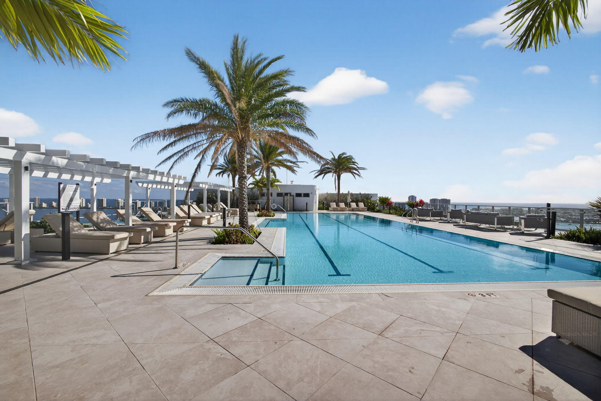 220 Lake Shore Drive 605, Lake Park Unit: 605