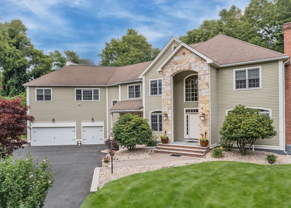 44 Mill Rd