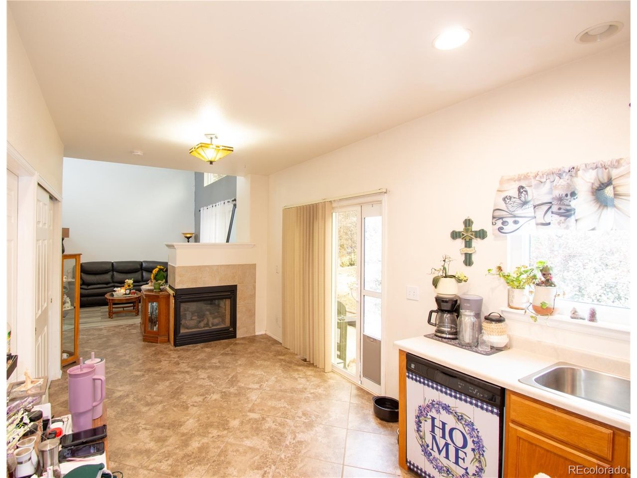 11438 Deerfield Dr