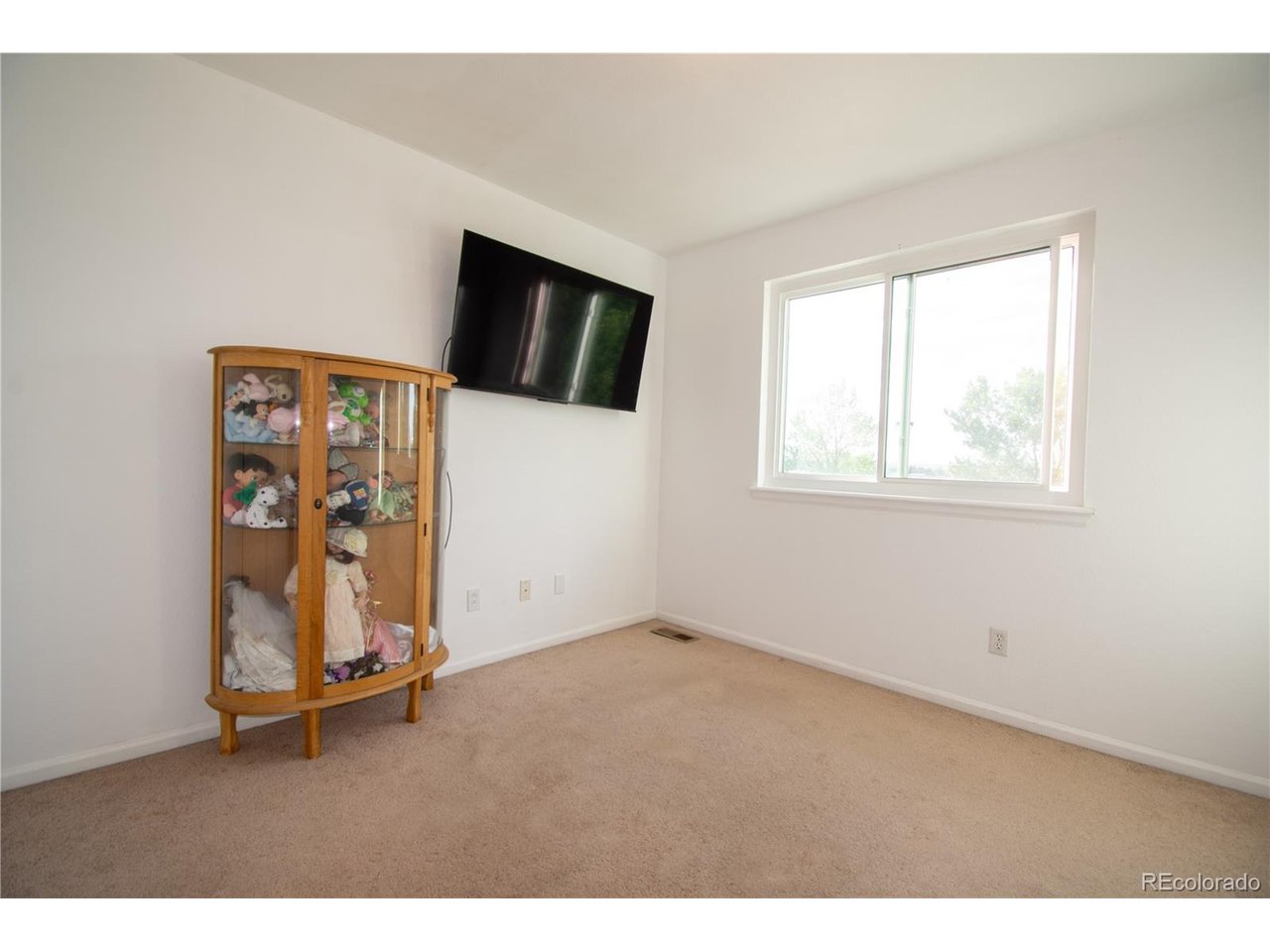11438 Deerfield Dr