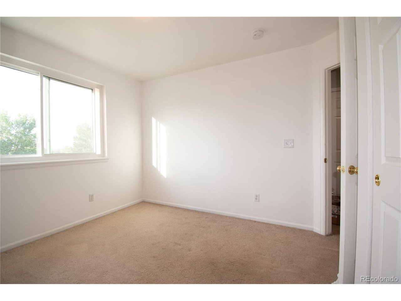 11438 Deerfield Dr