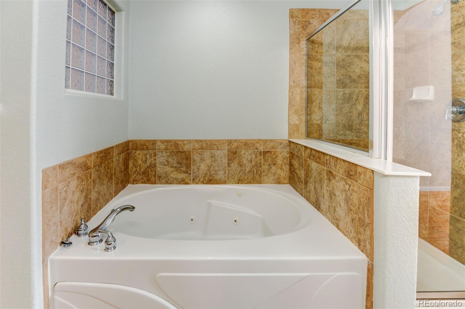 9861 E Carolina Place