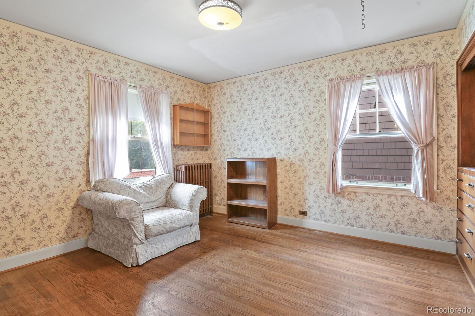 6005 E 17th Avenue Parkway