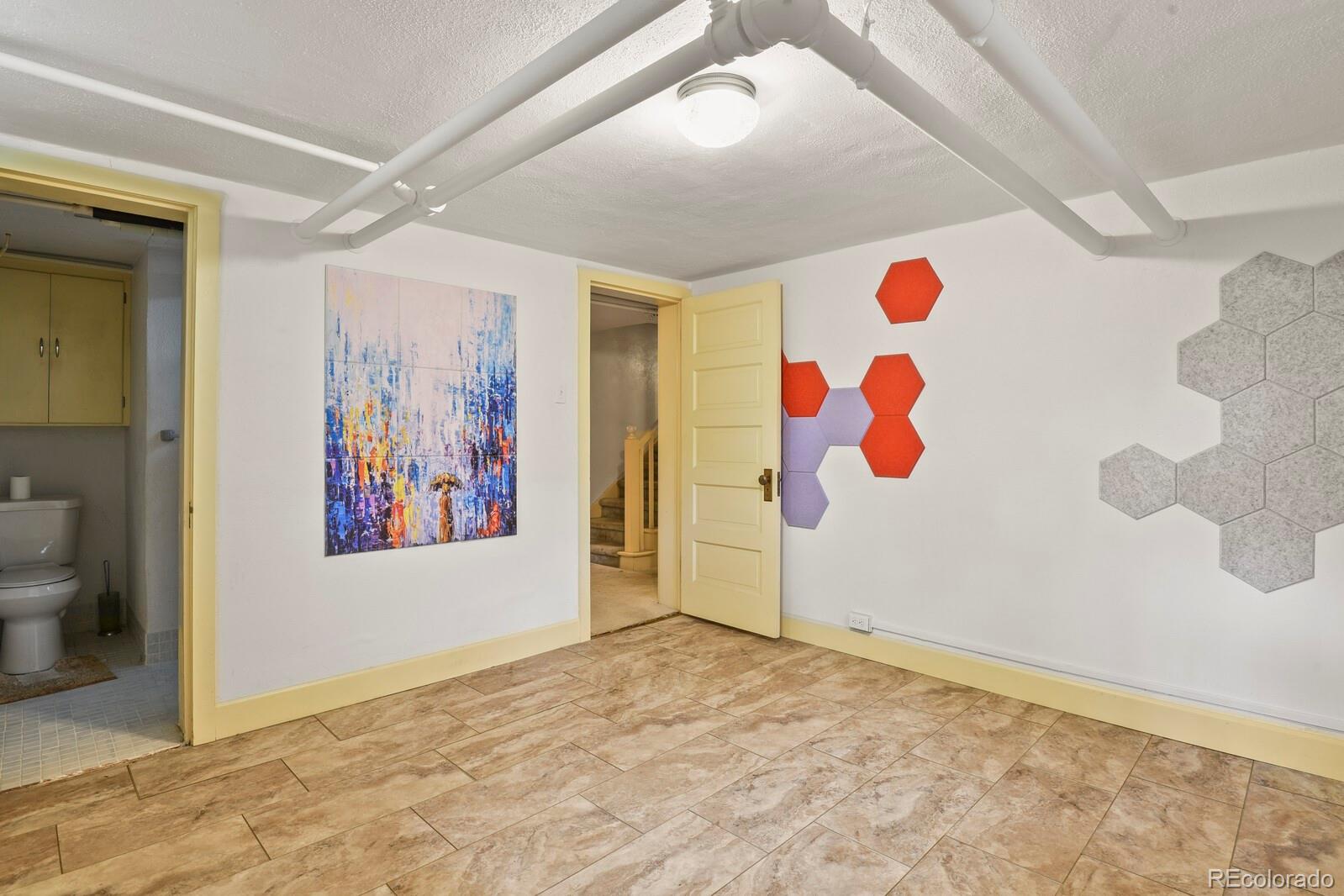 6005 E 17th Avenue Parkway