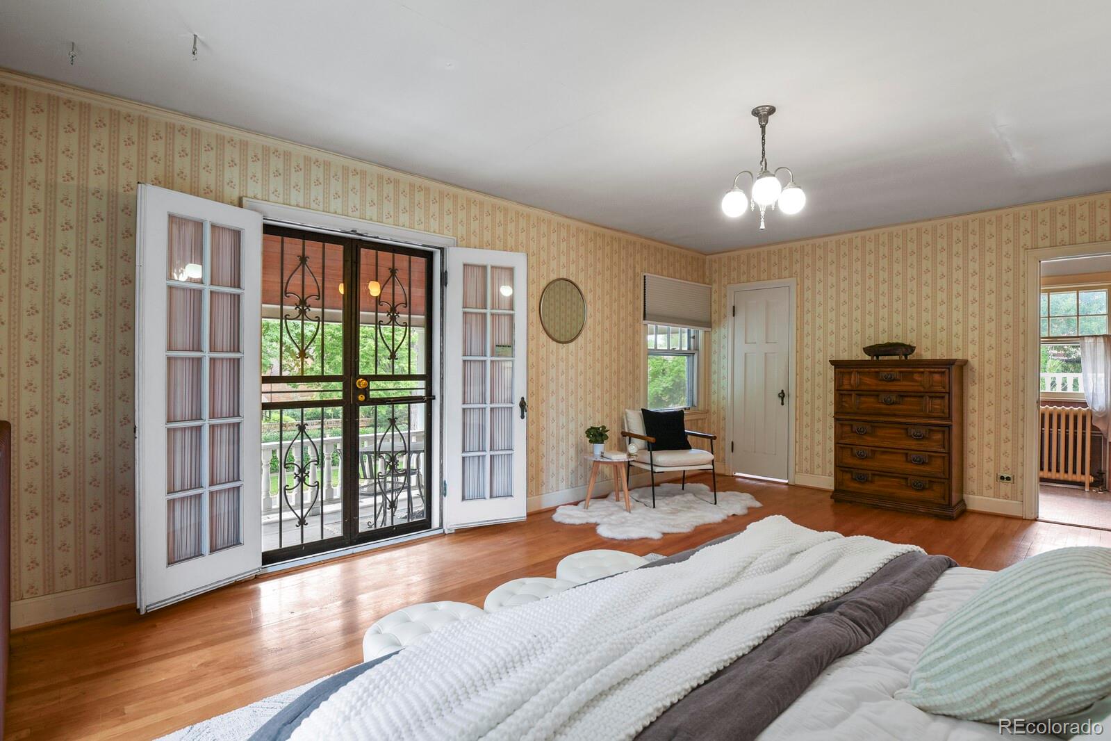 6005 E 17th Avenue Parkway