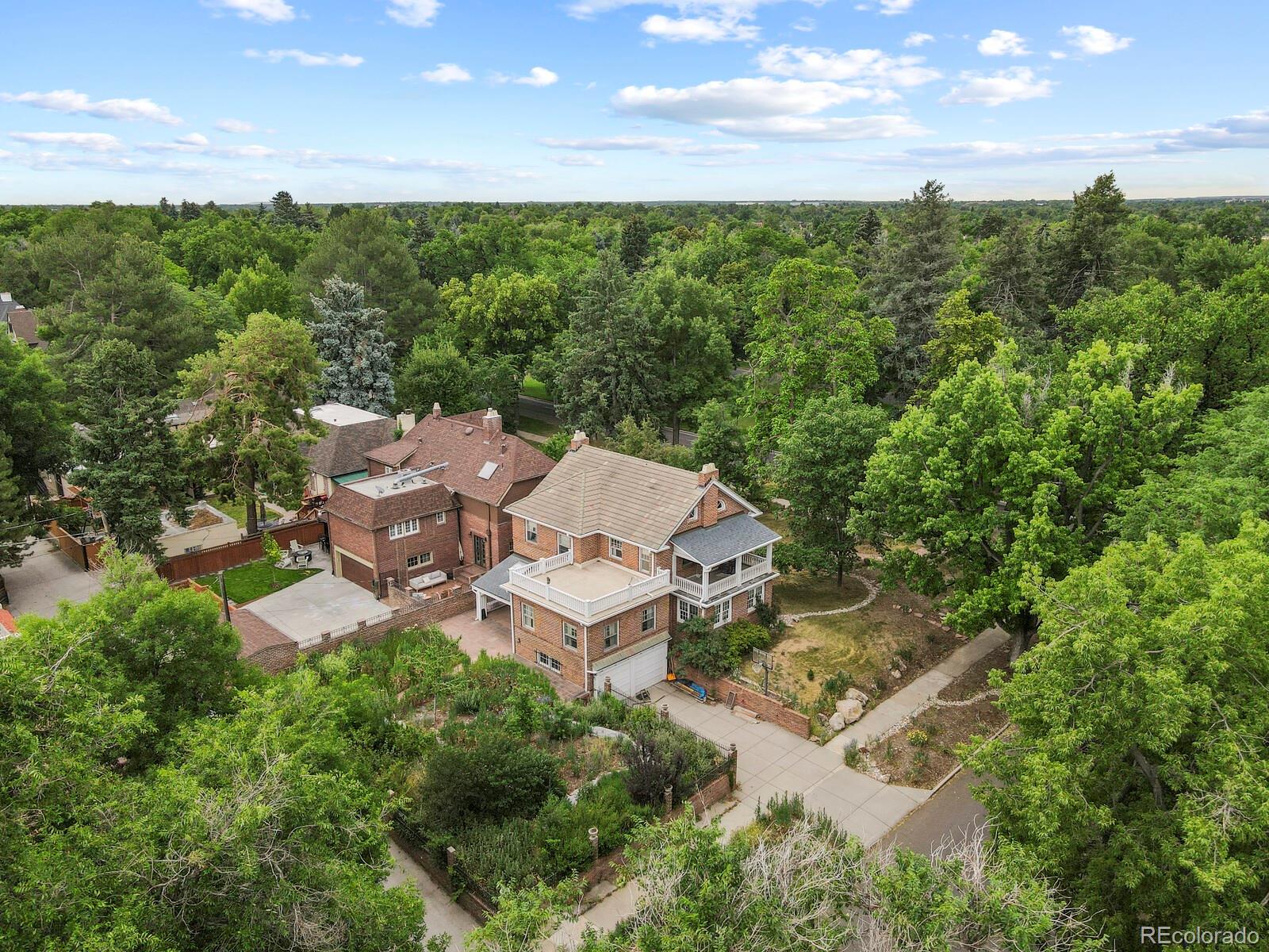 6005 E 17th Avenue Parkway