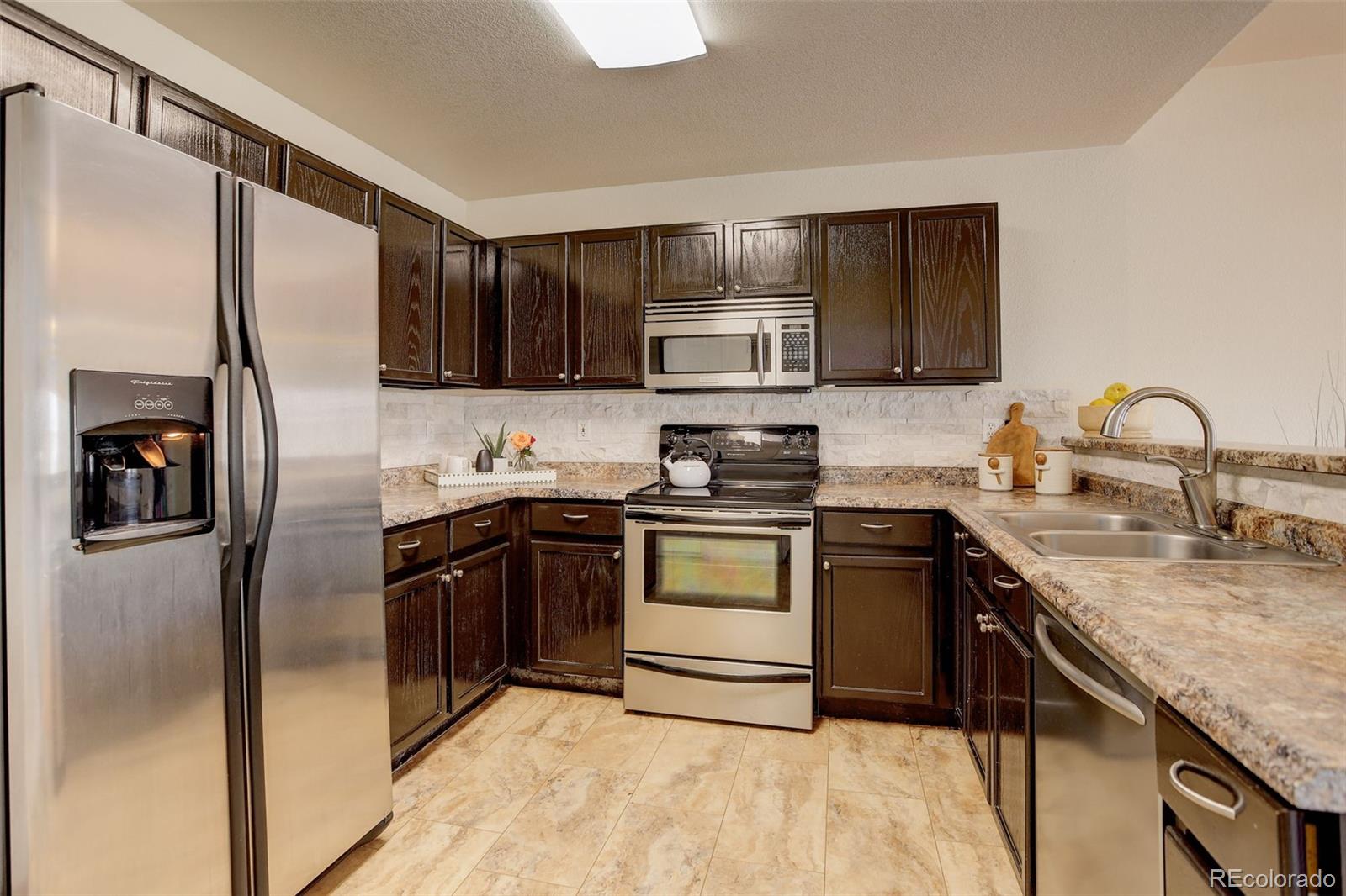 15555 E 40th Avenue Unit: 30