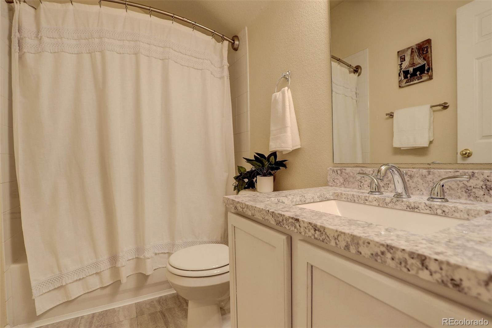 15555 E 40th Avenue Unit: 30