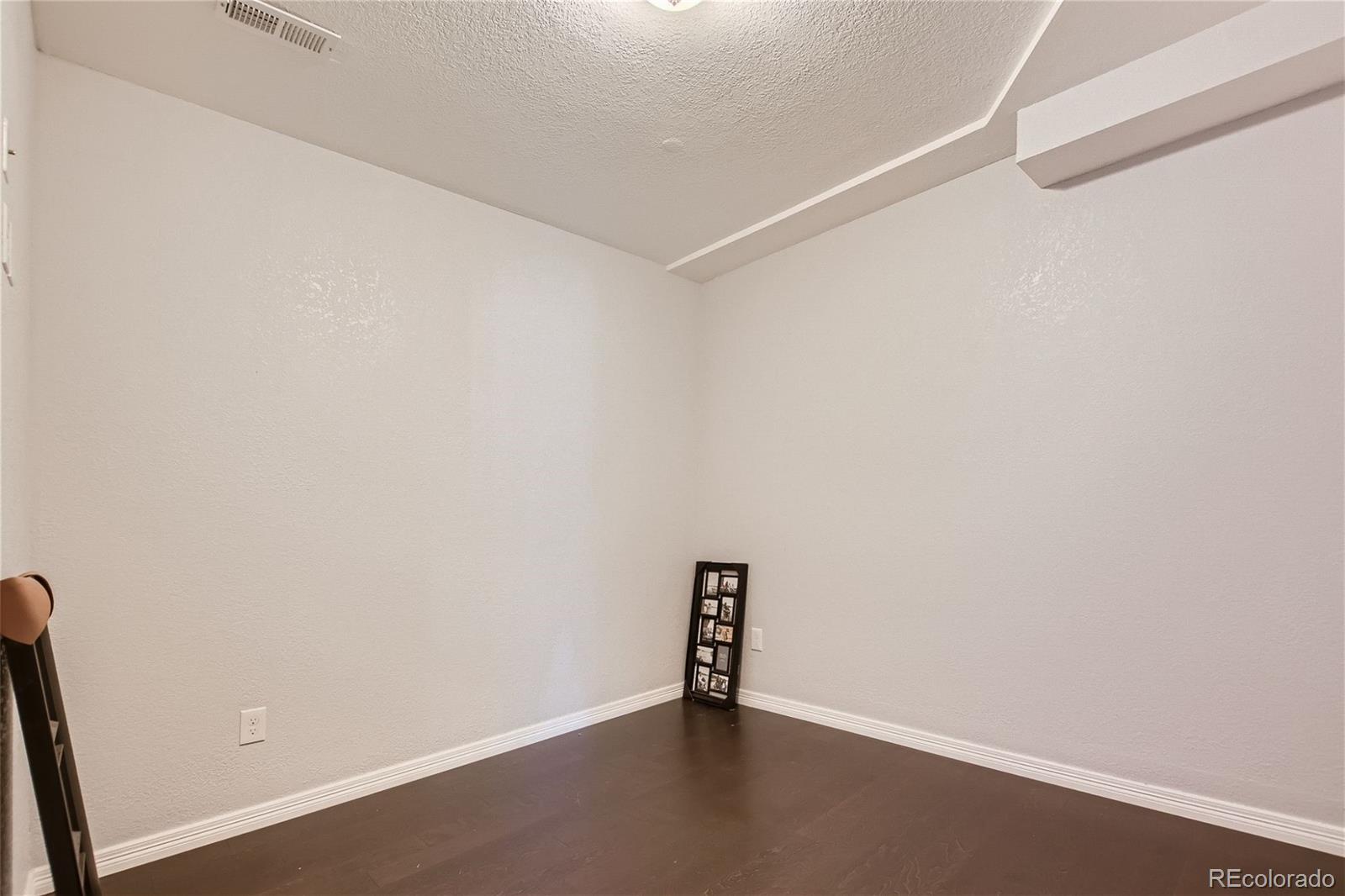 22465 E Layton Circle