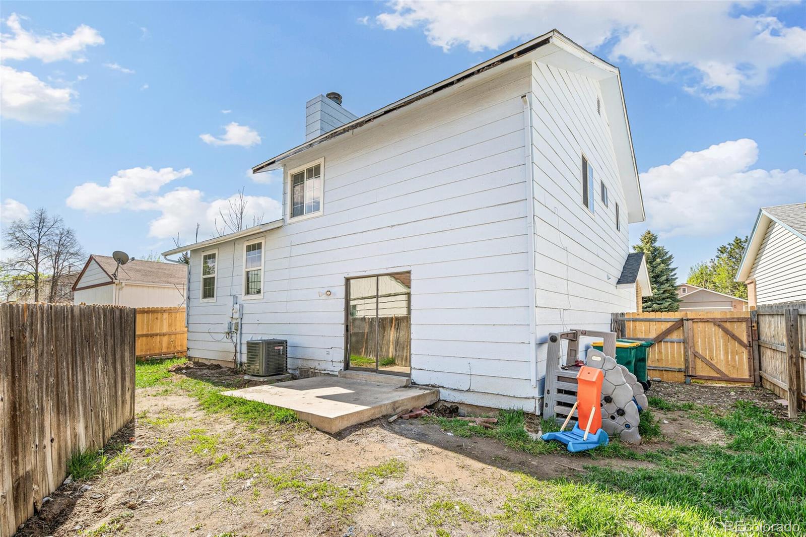 14189 E Gunnison Place