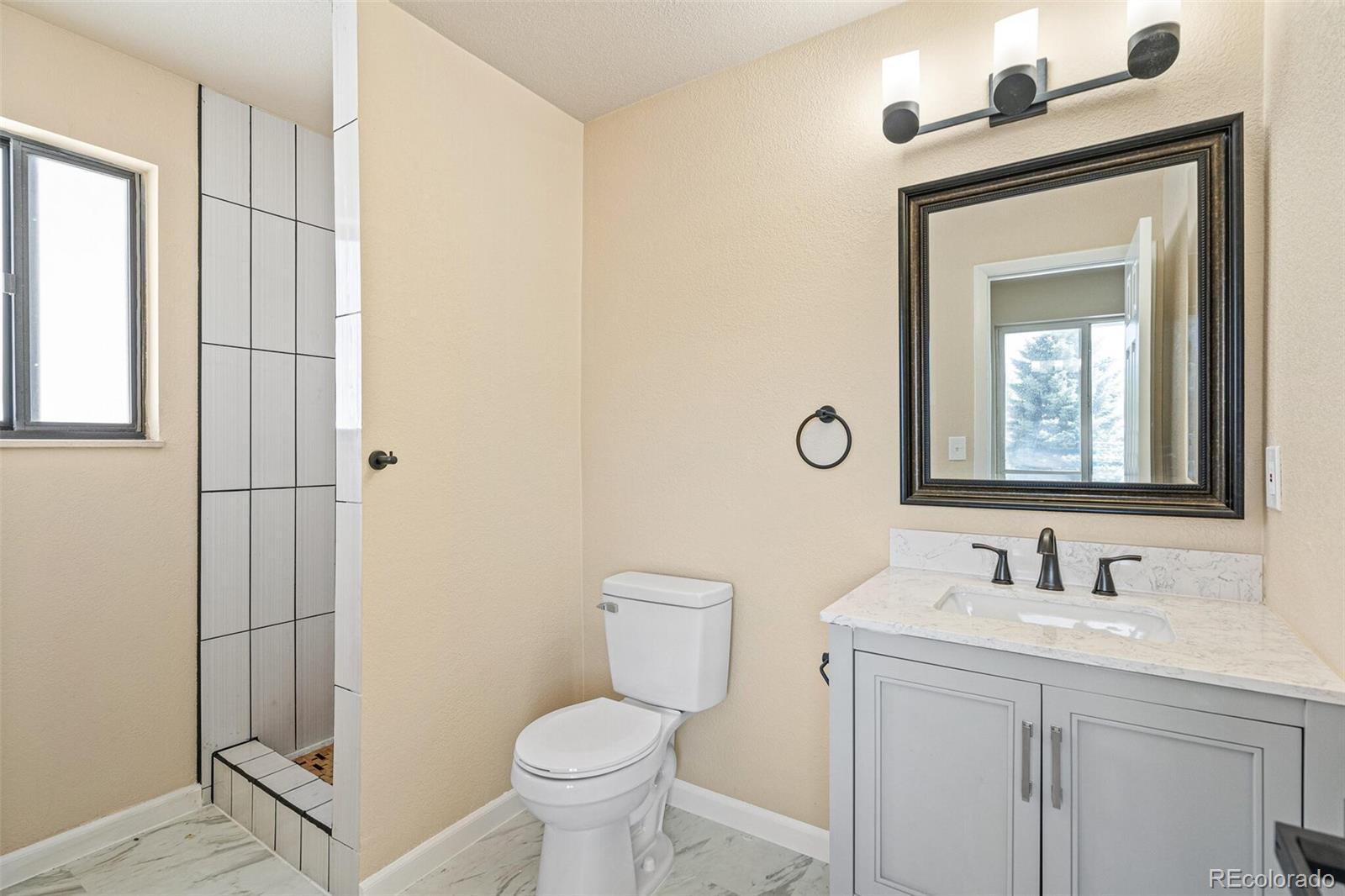 14189 E Gunnison Place