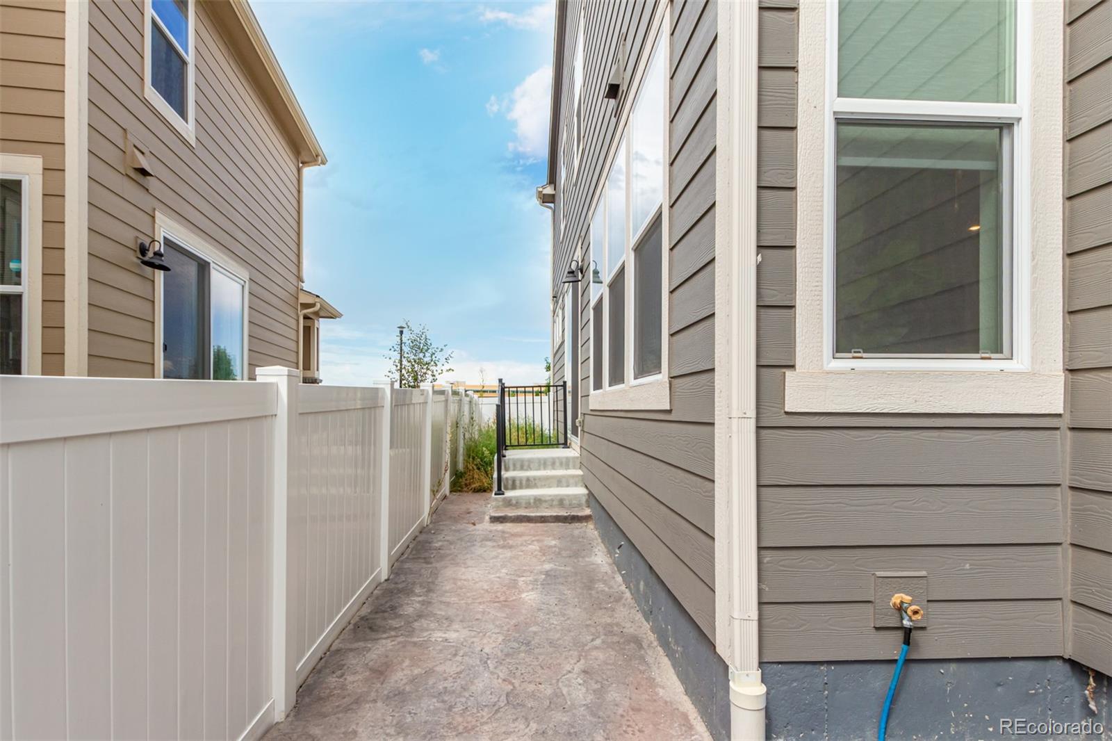 929 Morning Glory Road