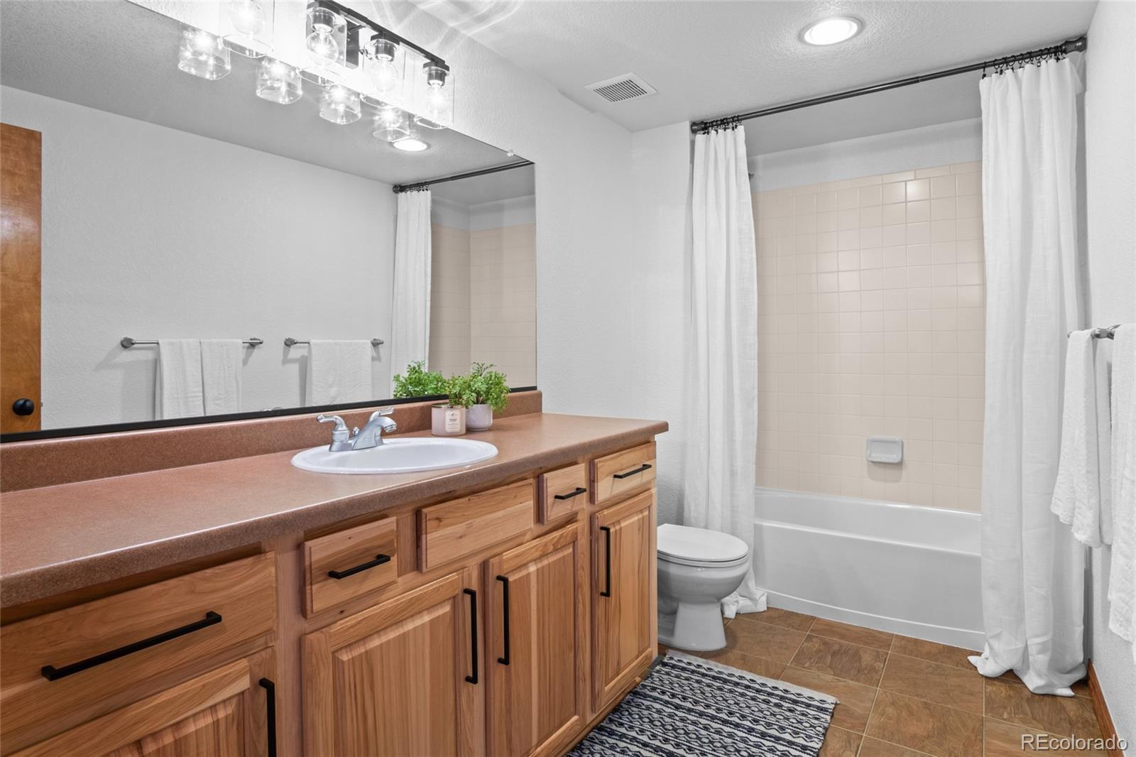 6241 N Dunkirk Court