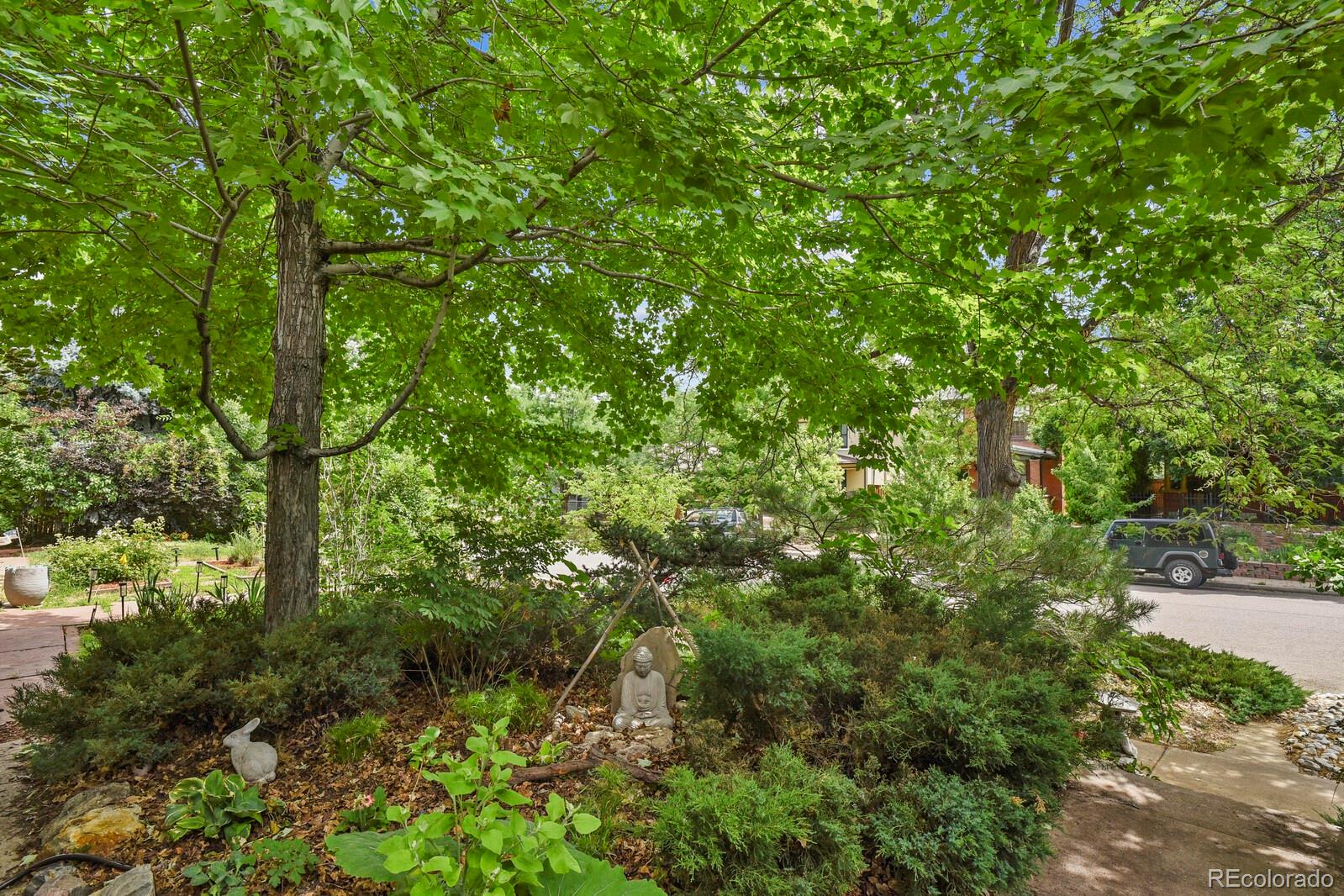 2235 N Gilpin Street