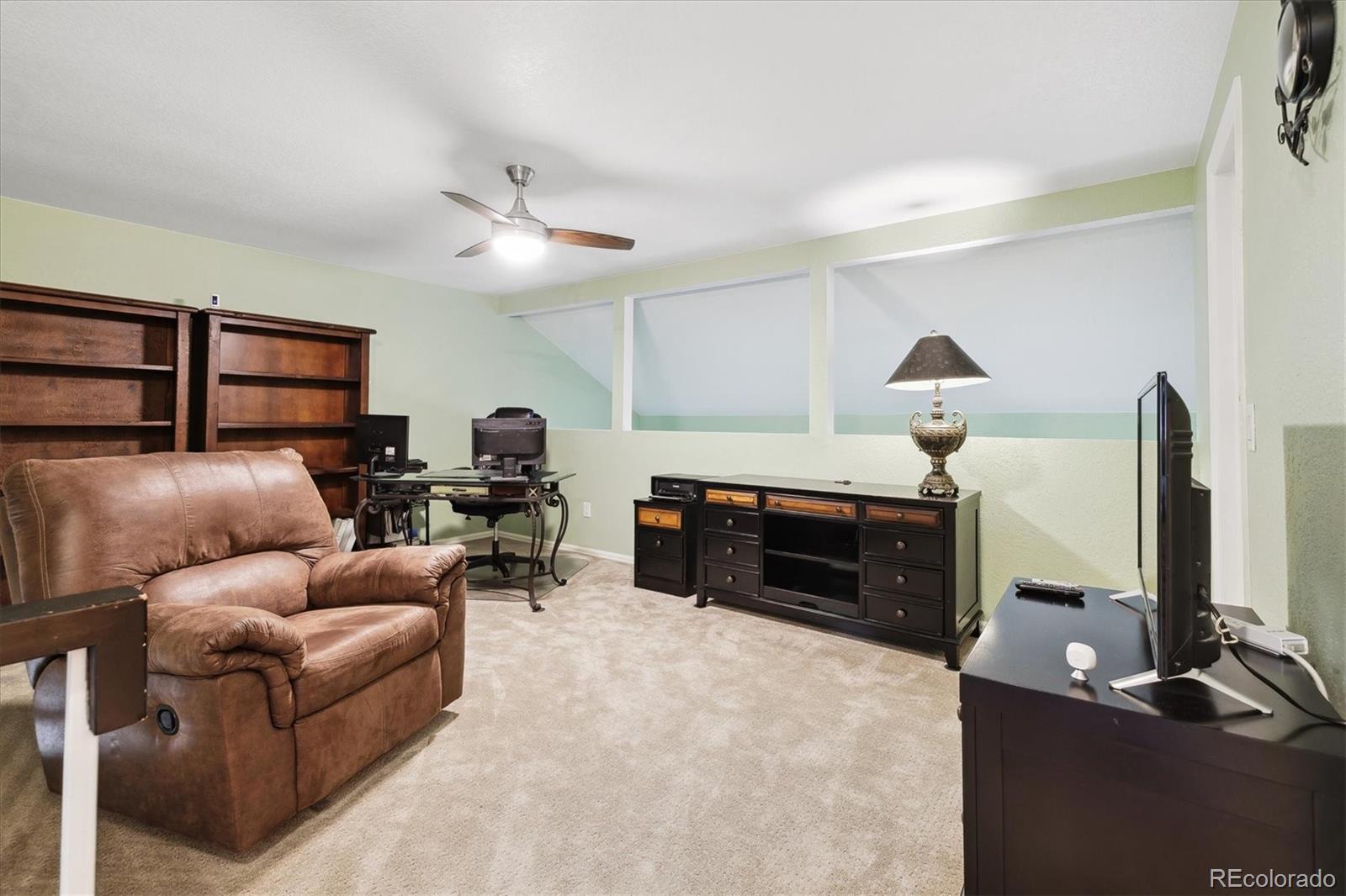 11134 E Linvale Drive