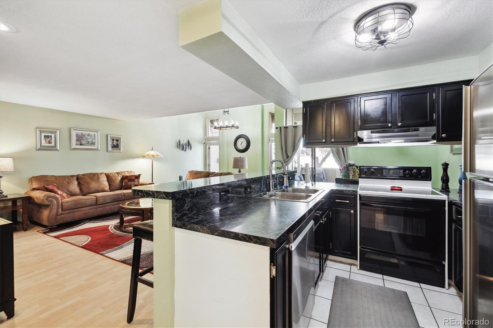 11134 E Linvale Drive