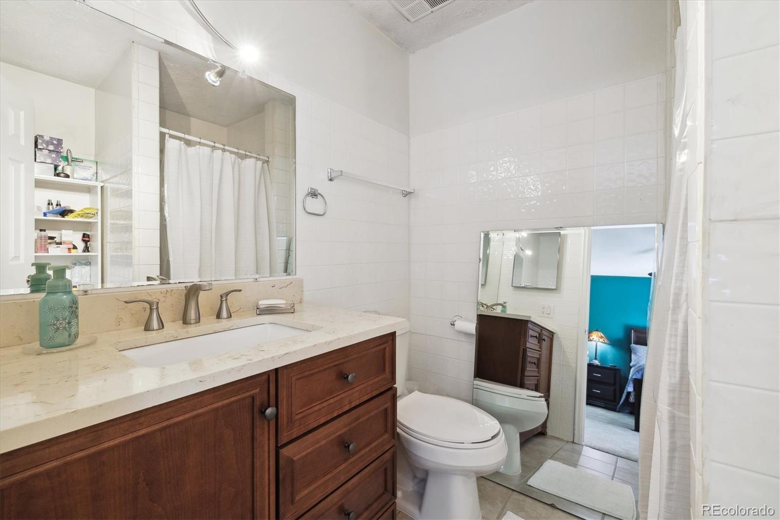 11134 E Linvale Drive