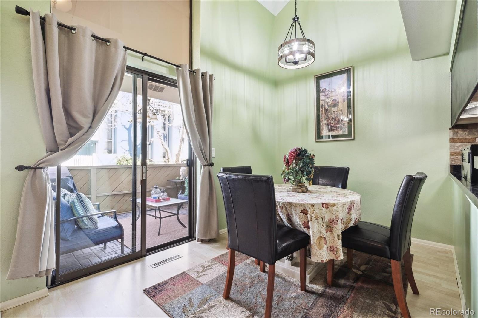 11134 E Linvale Drive