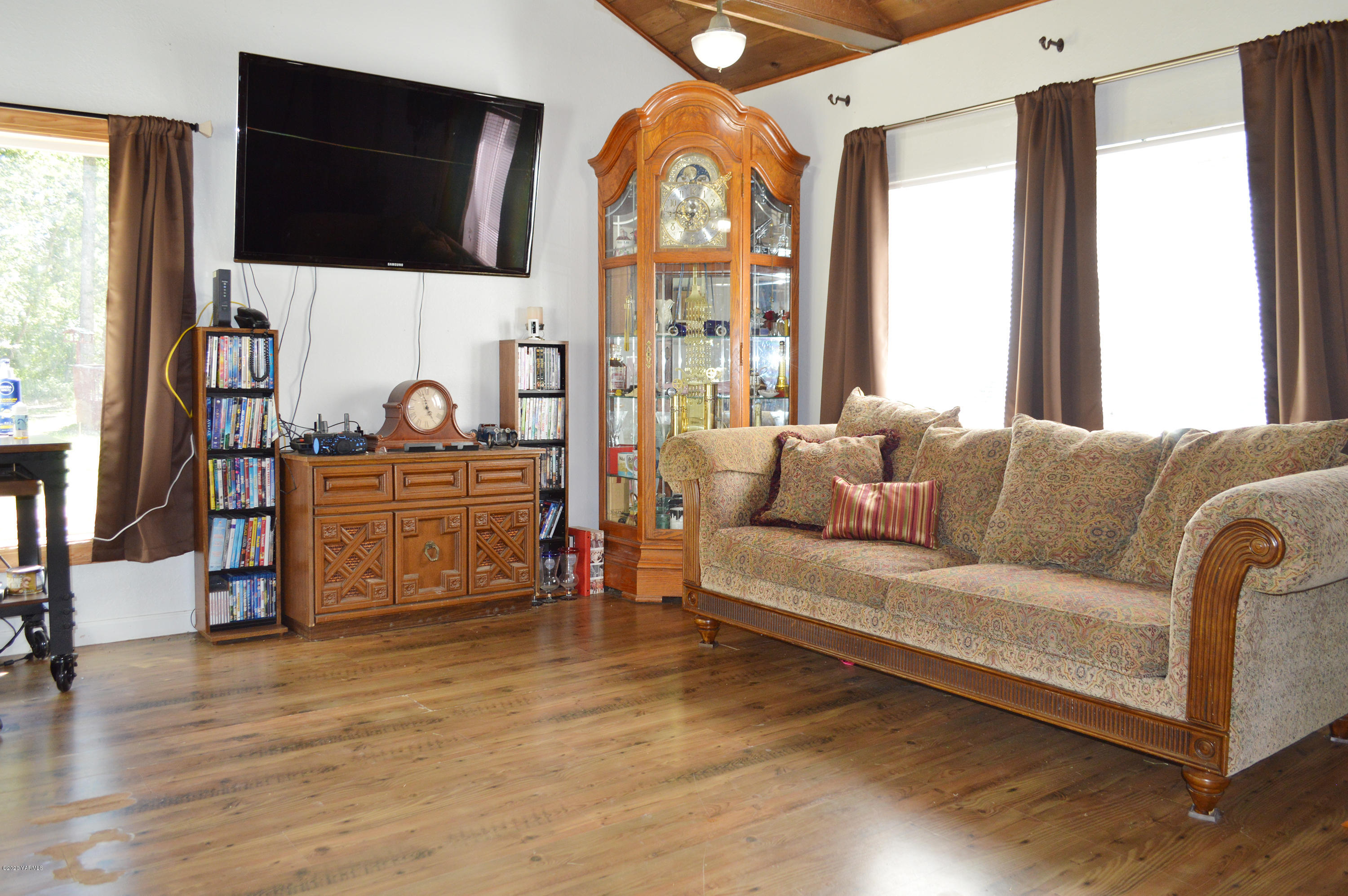 240 Elk Valley Ln