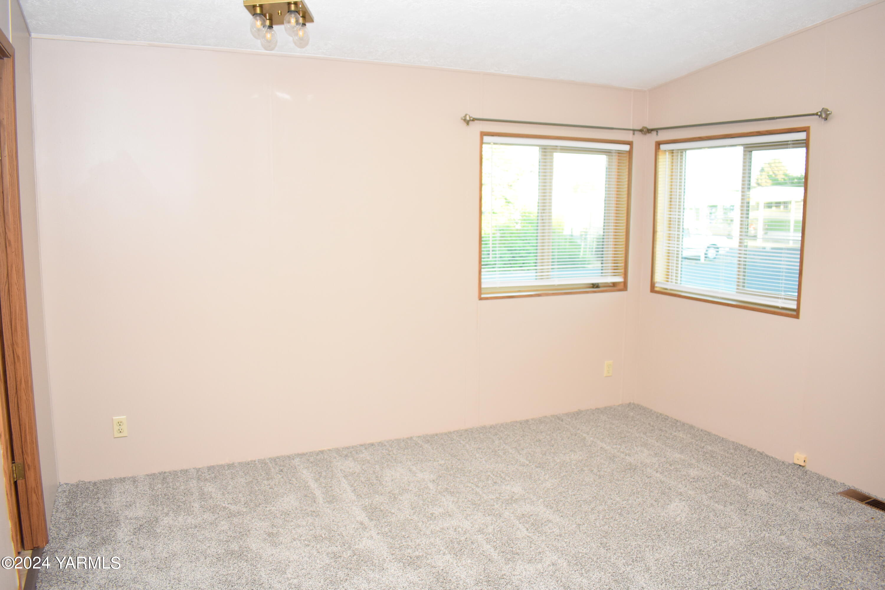 55 W Washington Ave Unit: 43
